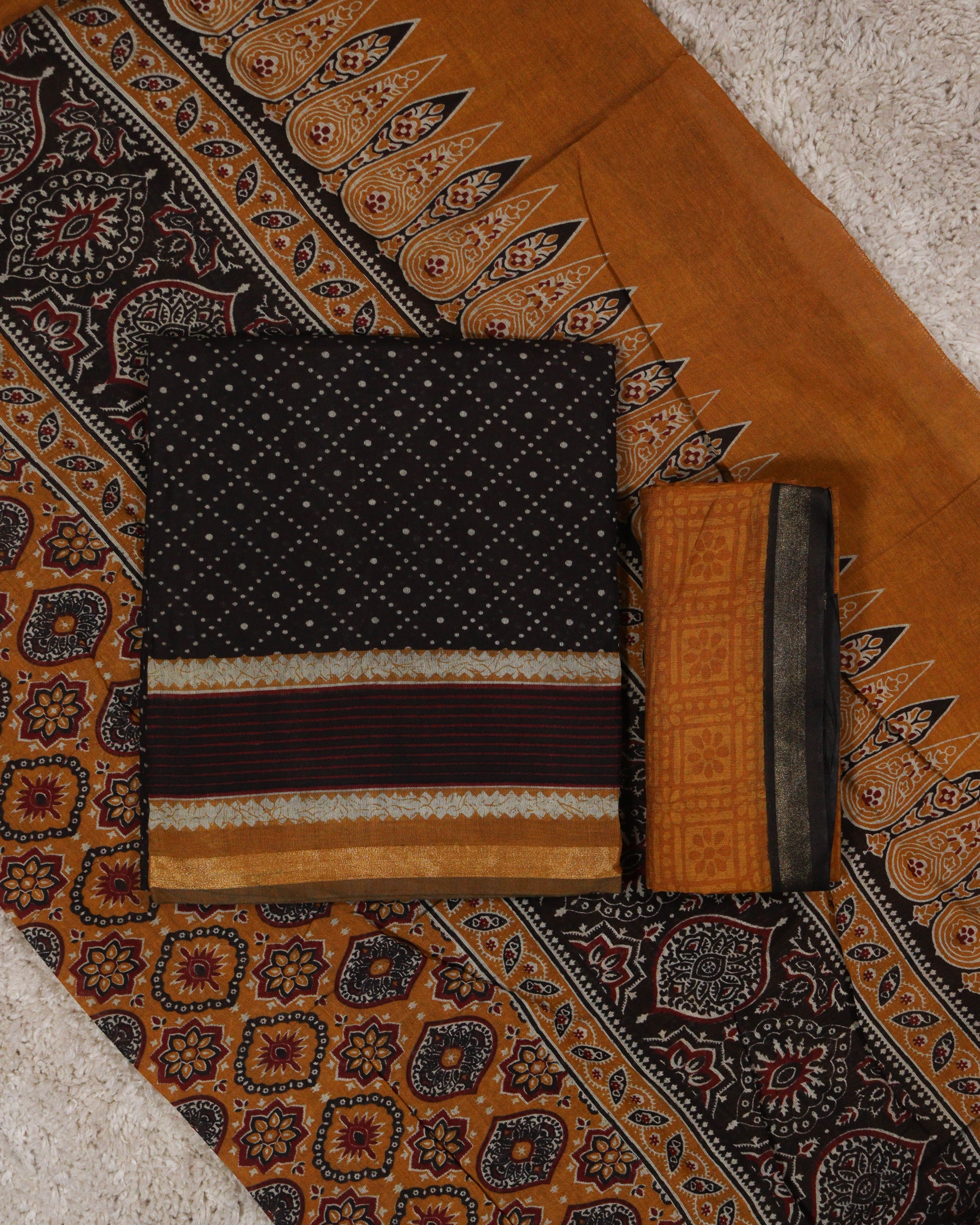 Load image into Gallery viewer, Chanderi Unstitched Suit-3754