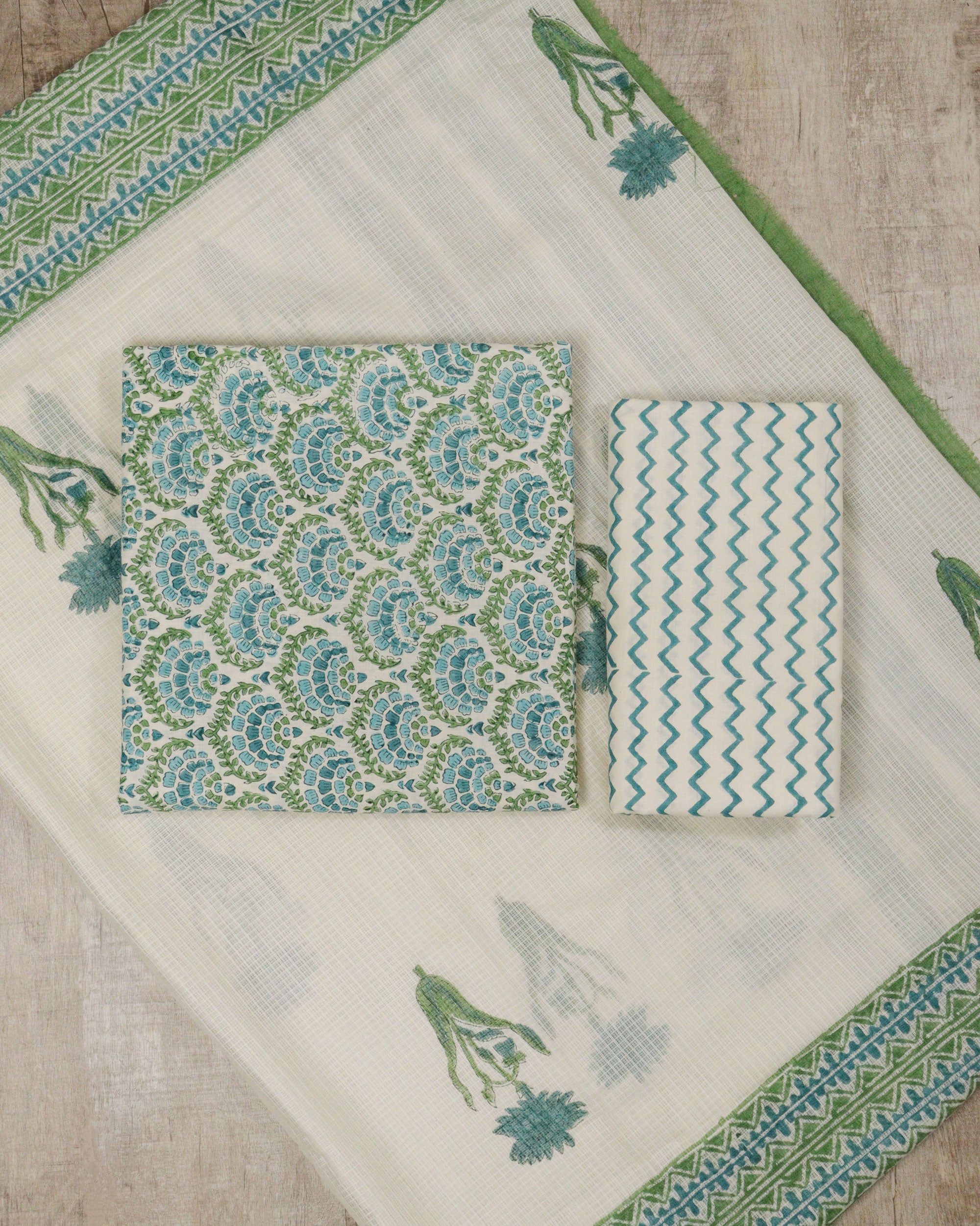 Load image into Gallery viewer, Pure Cotton Unstitched Suit- 4453