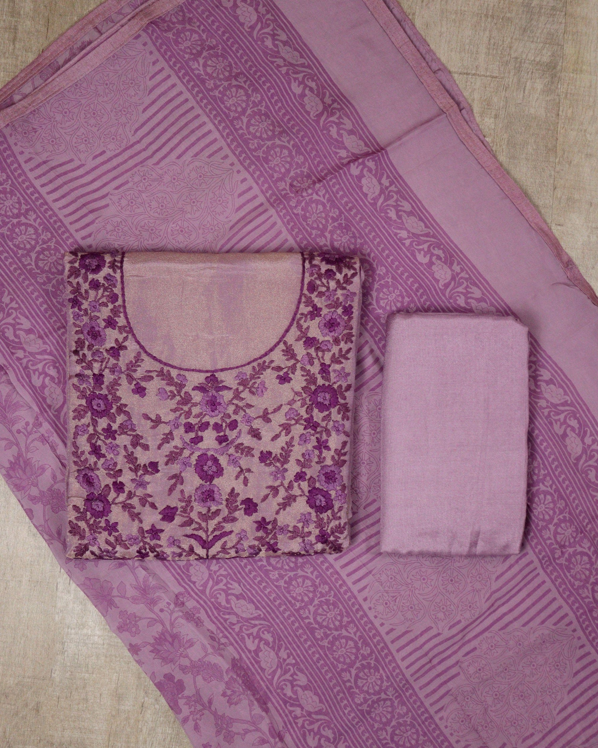 Load image into Gallery viewer, Shimmer Organza Unstitched Suit-5246