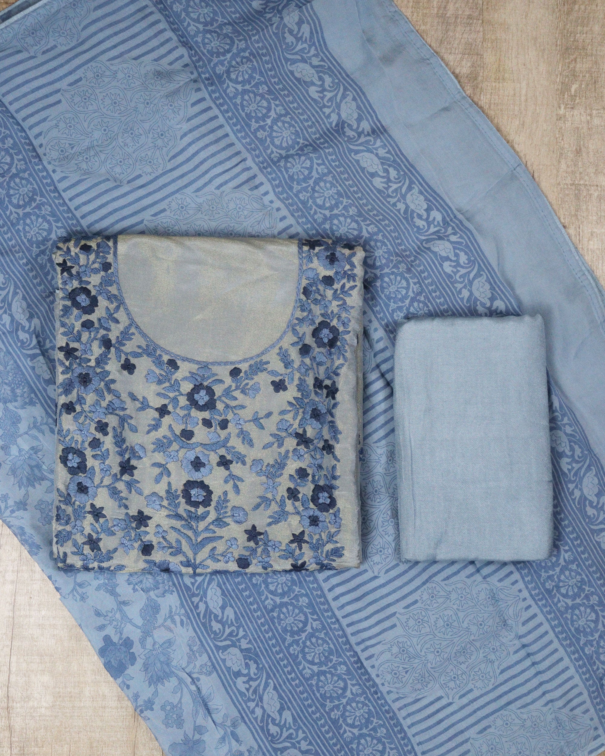 Load image into Gallery viewer, Shimmer Organza Unstitched Suit-5246