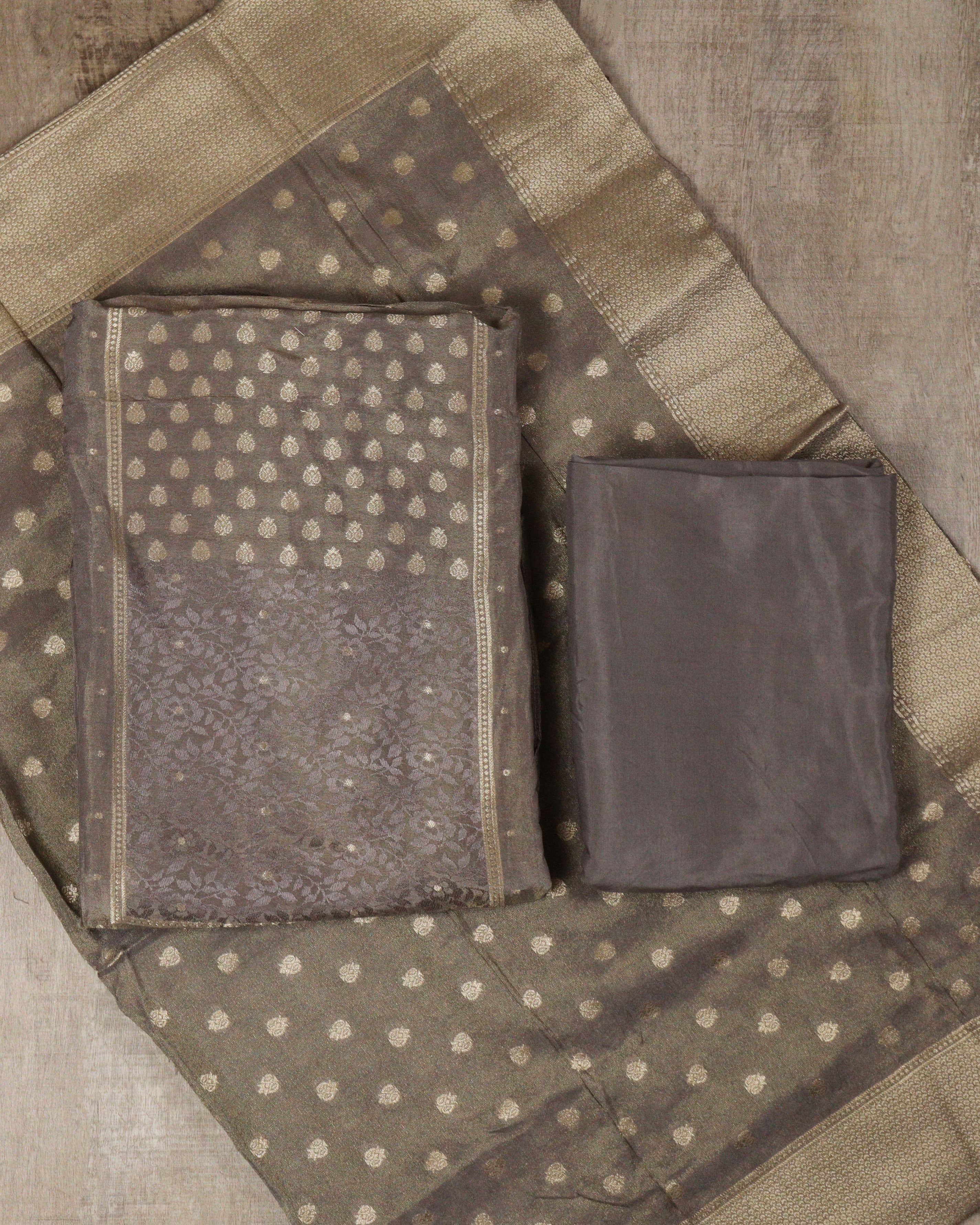 Load image into Gallery viewer, Banarasi Unstitched Suit-5275