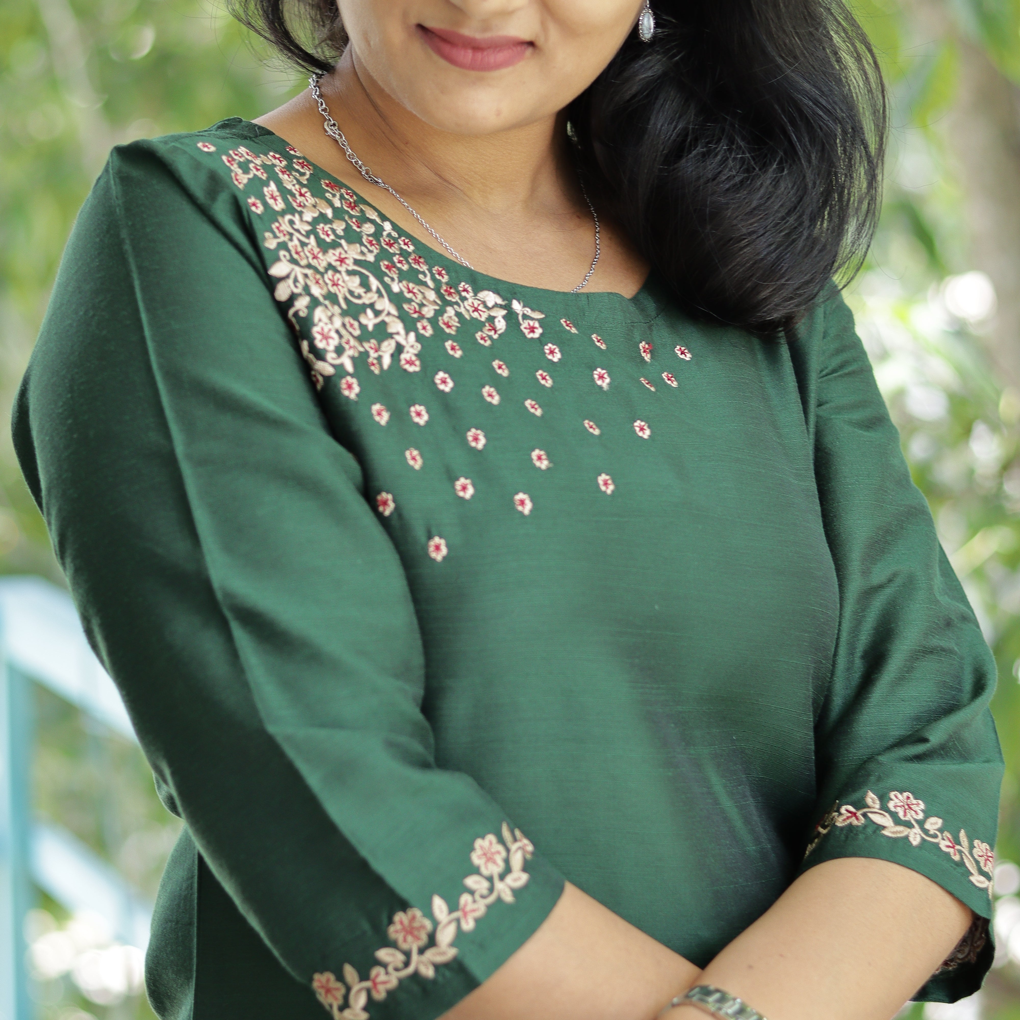 Load image into Gallery viewer, Raw Cotton Embroidered Kurti - 3639