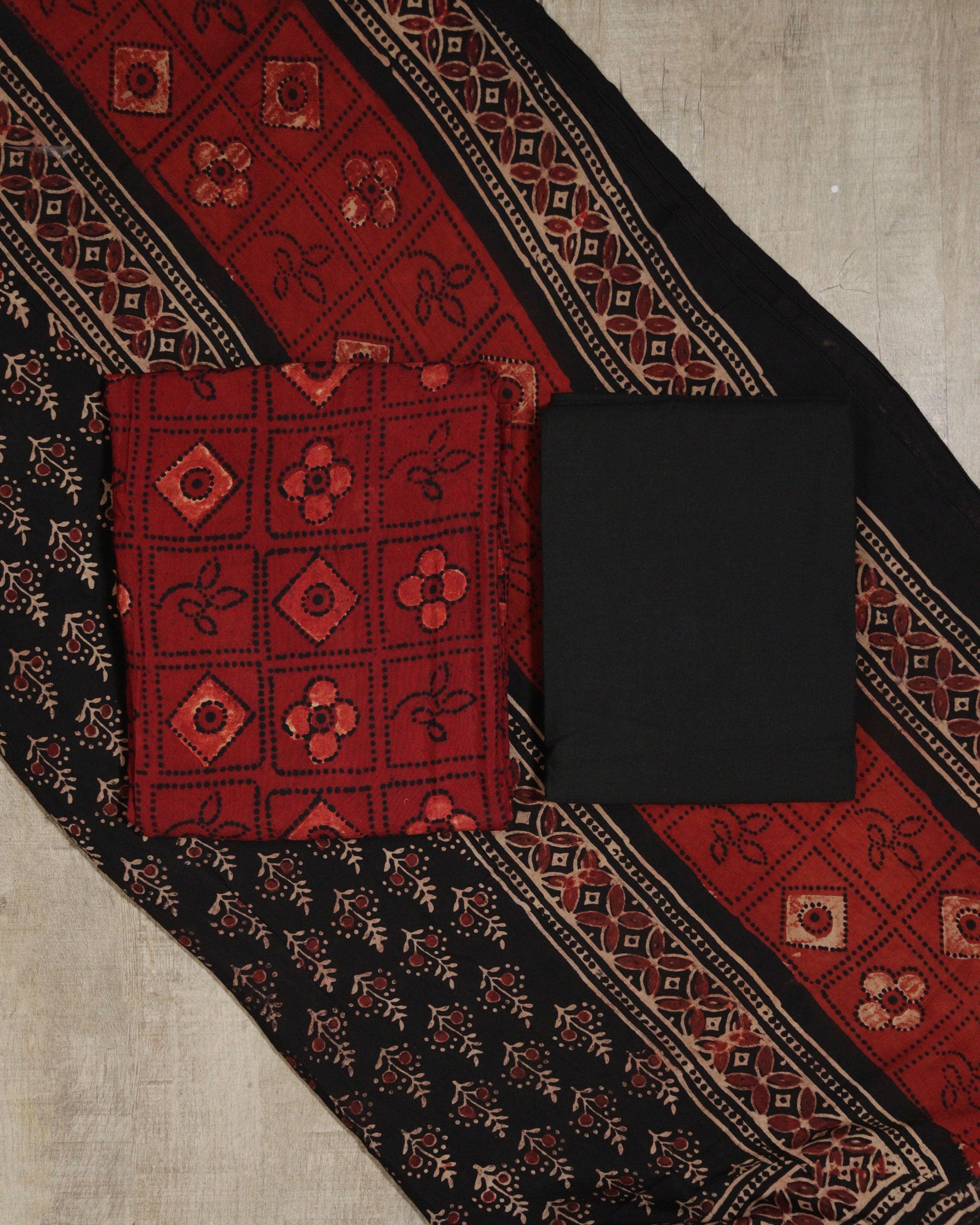 Load image into Gallery viewer, Modal Muslin Silk Unstitched Suit -5353