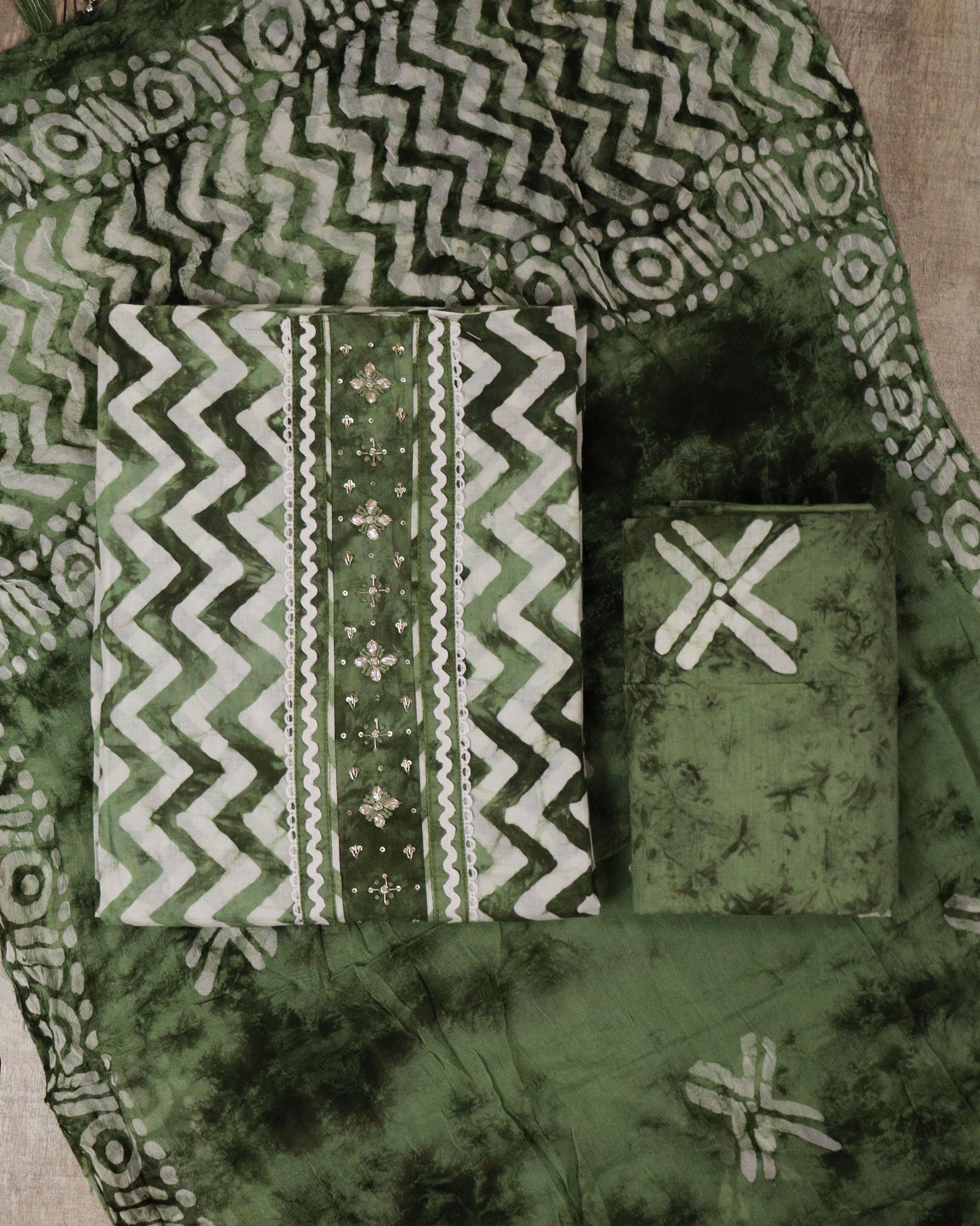 Load image into Gallery viewer, Pure Cotton Unstitched Suit-5397