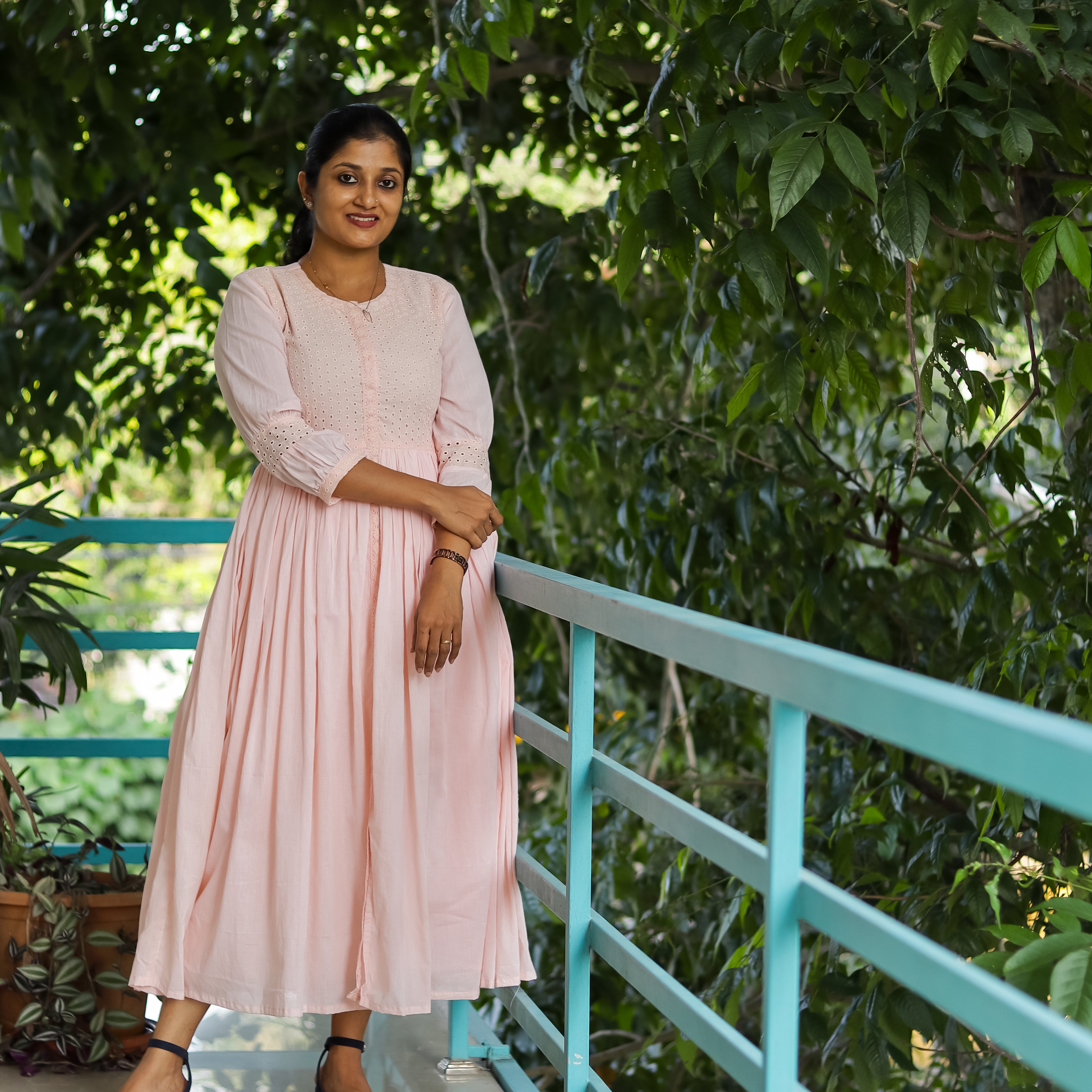 Load image into Gallery viewer, Mul Cotton Designer kurti - 3917