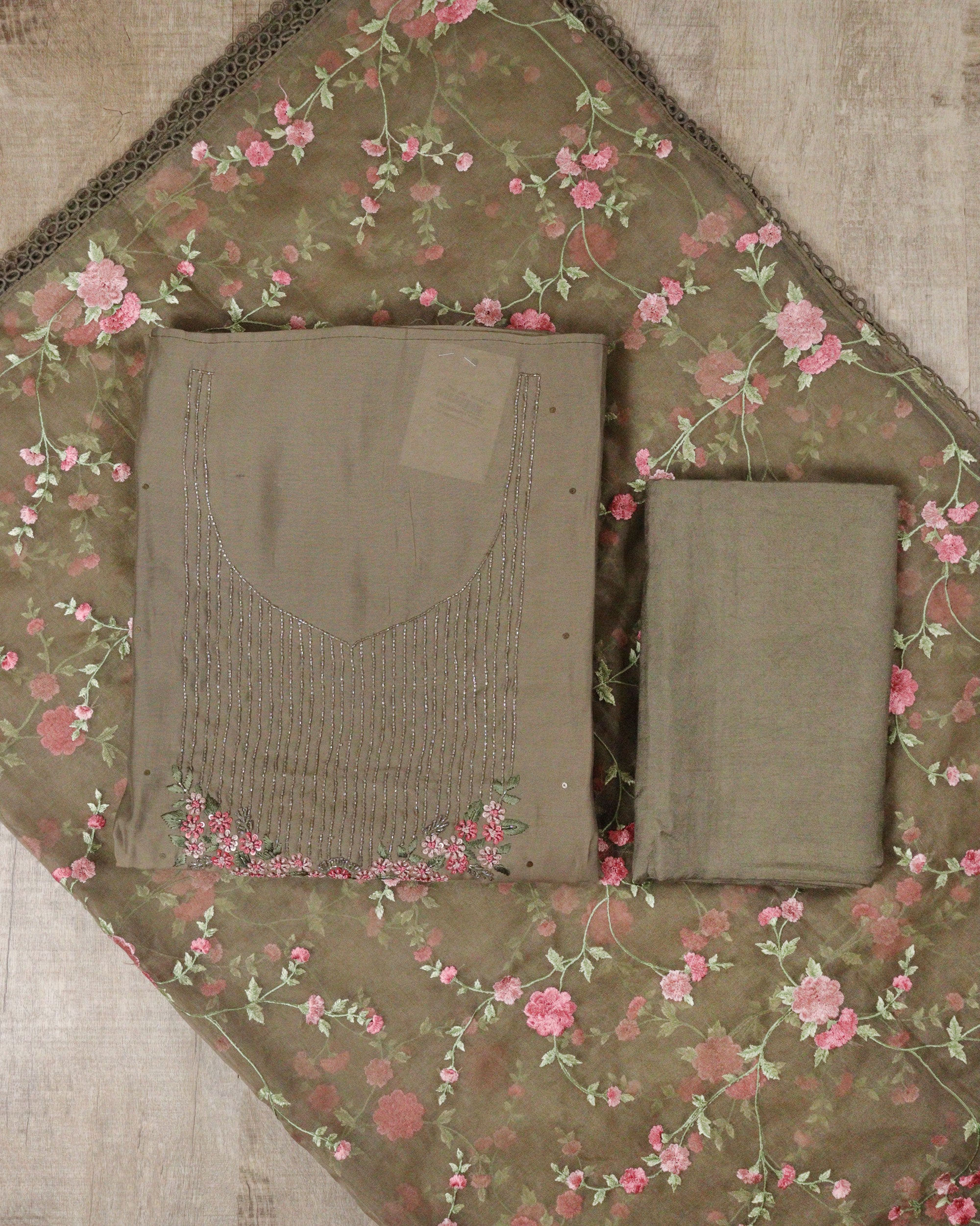 Load image into Gallery viewer, Pure Chanderi Silk Unstitched Suit - 00198