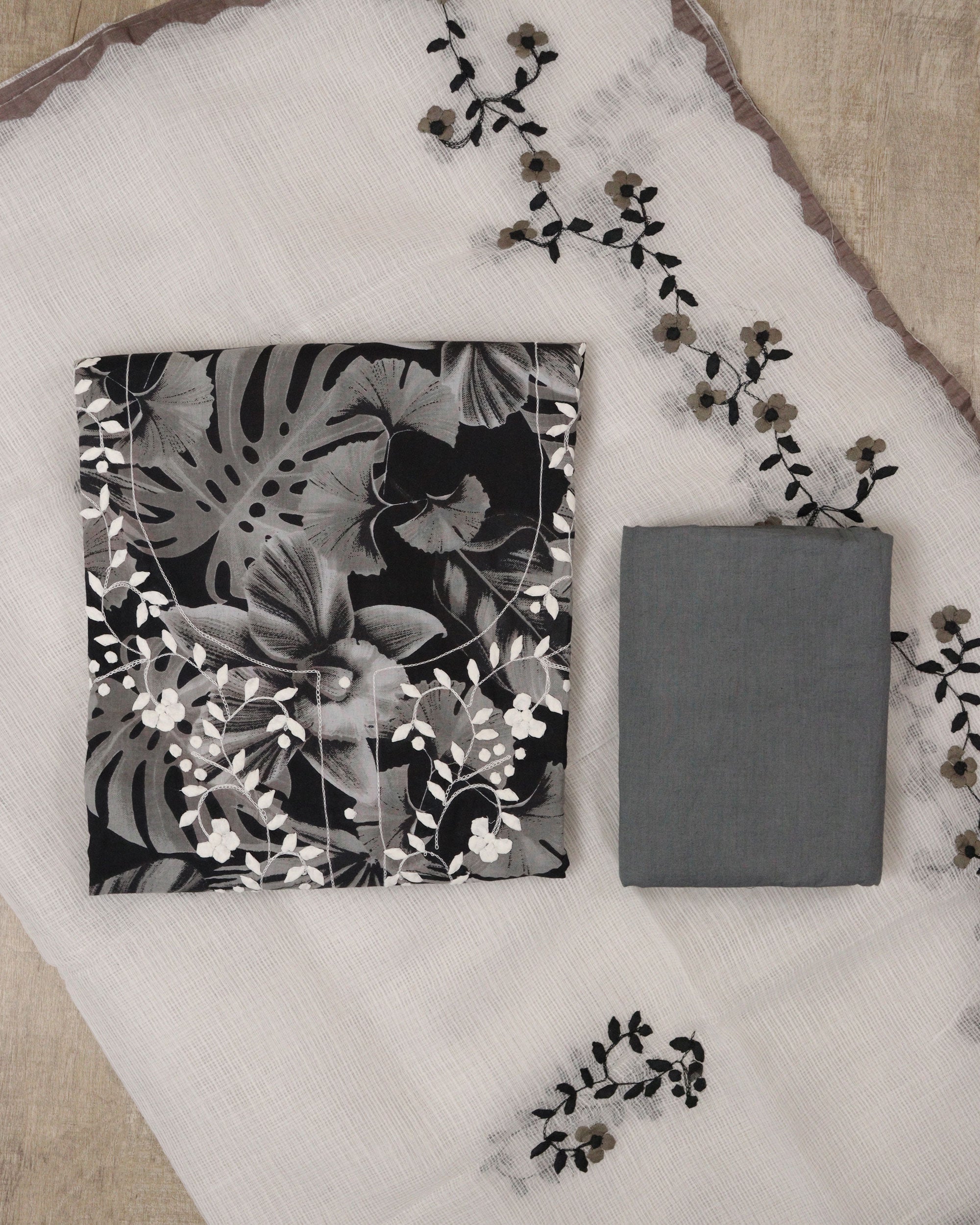 Load image into Gallery viewer, Pure Cotton Unstitched Suit- 0392