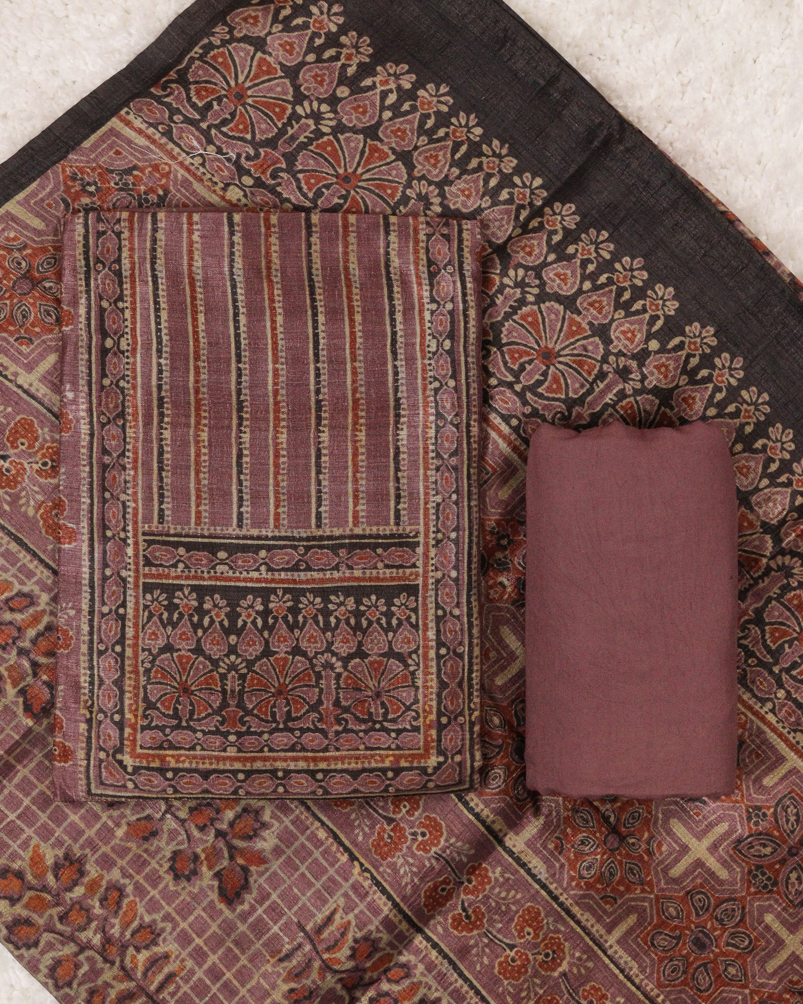 Load image into Gallery viewer, Semi Raw Silk Unstitched Suit--0402