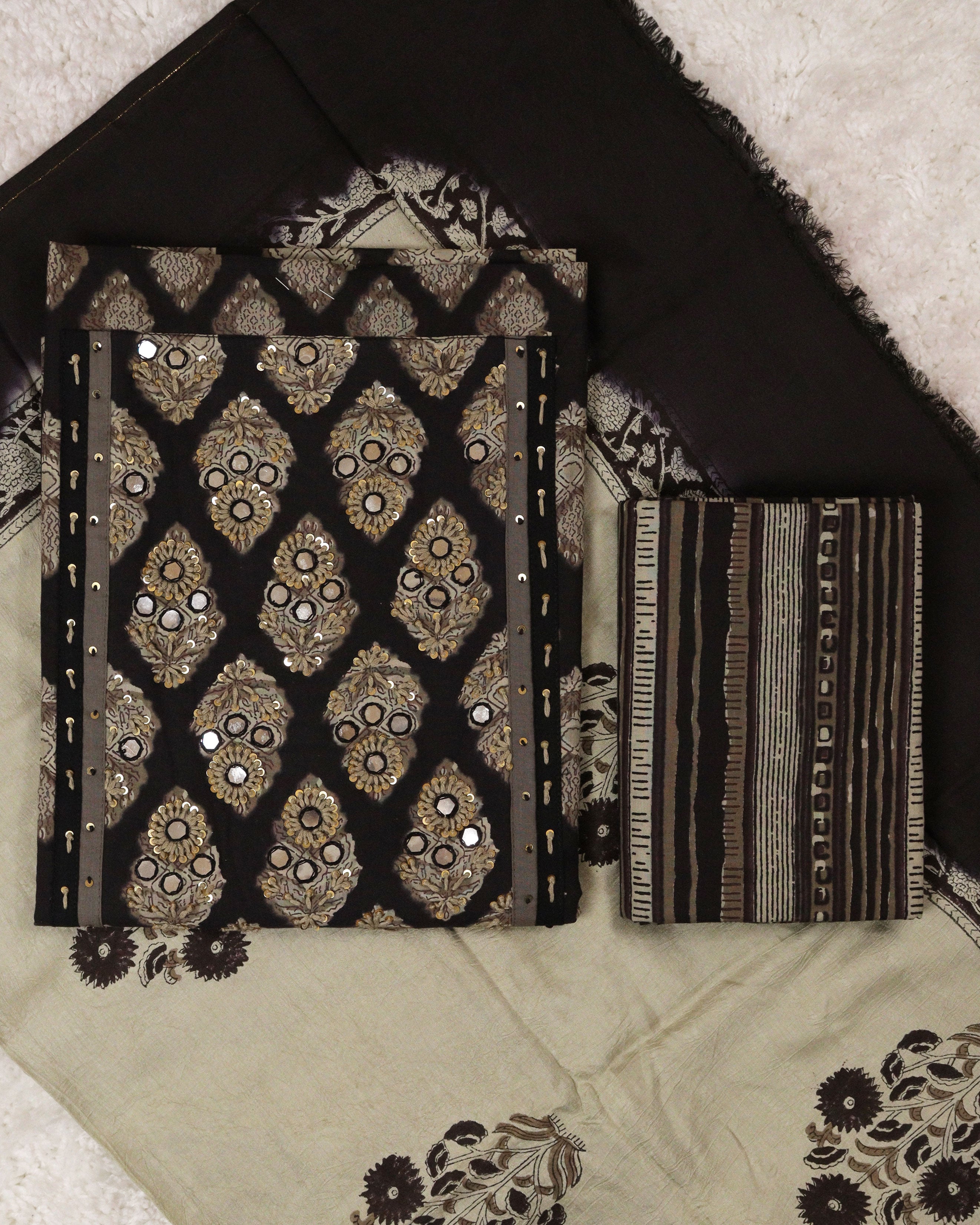 Load image into Gallery viewer, Pure Cotton Unstitched Suit-0388