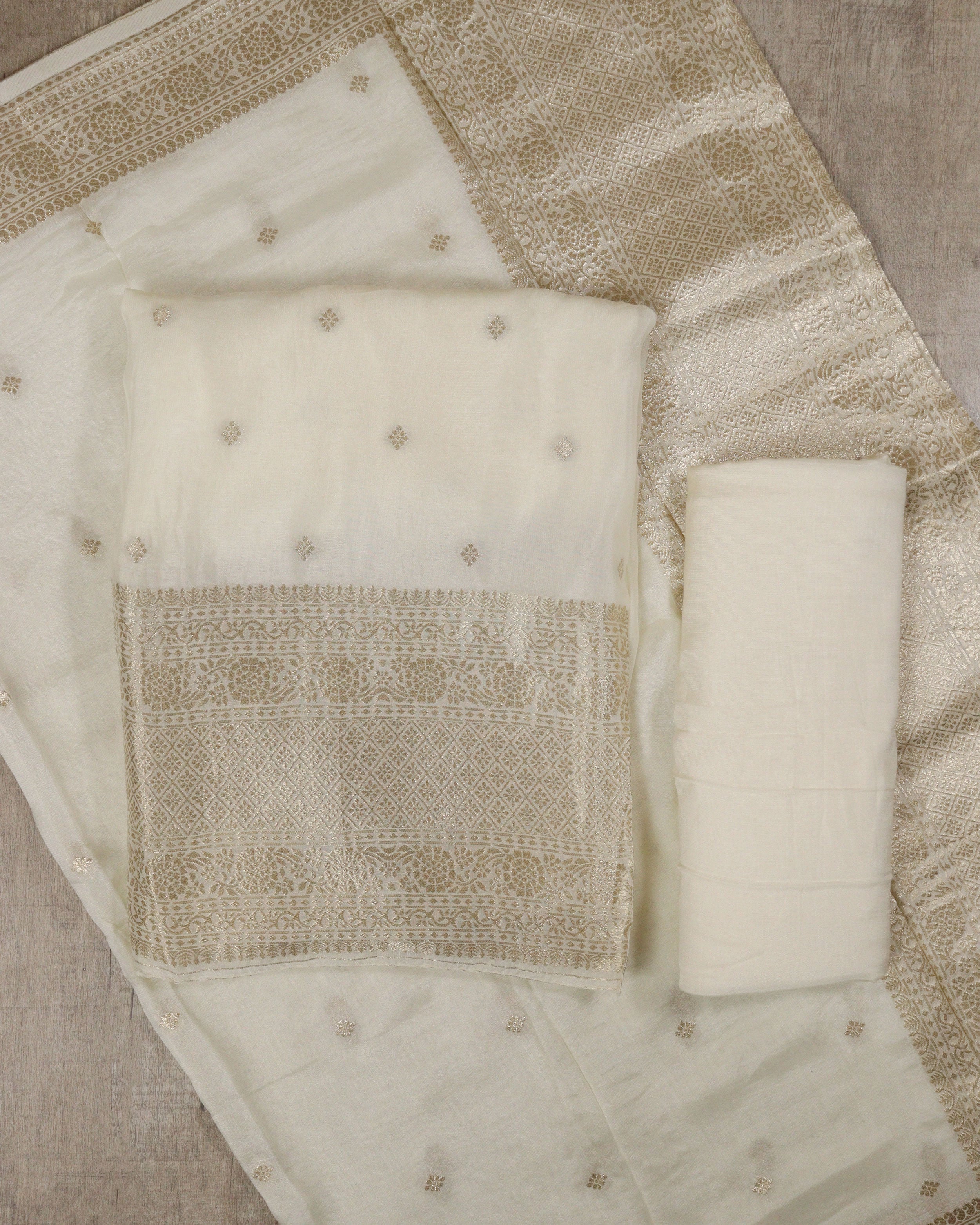 Load image into Gallery viewer, Georgette Banarasi Unstitched Suit-0495