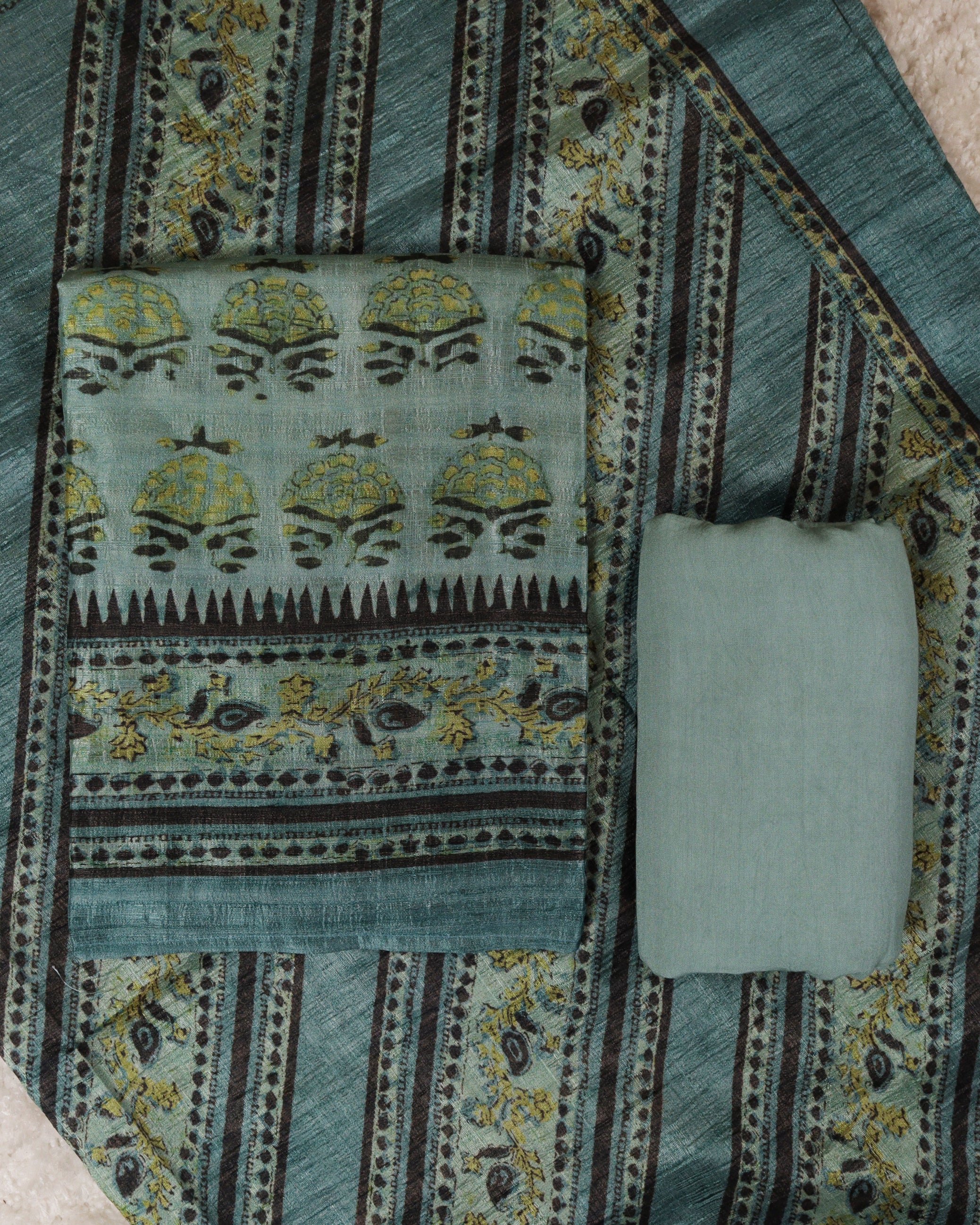 Load image into Gallery viewer, Semi Tussar Silk Unstitched Suit-0537