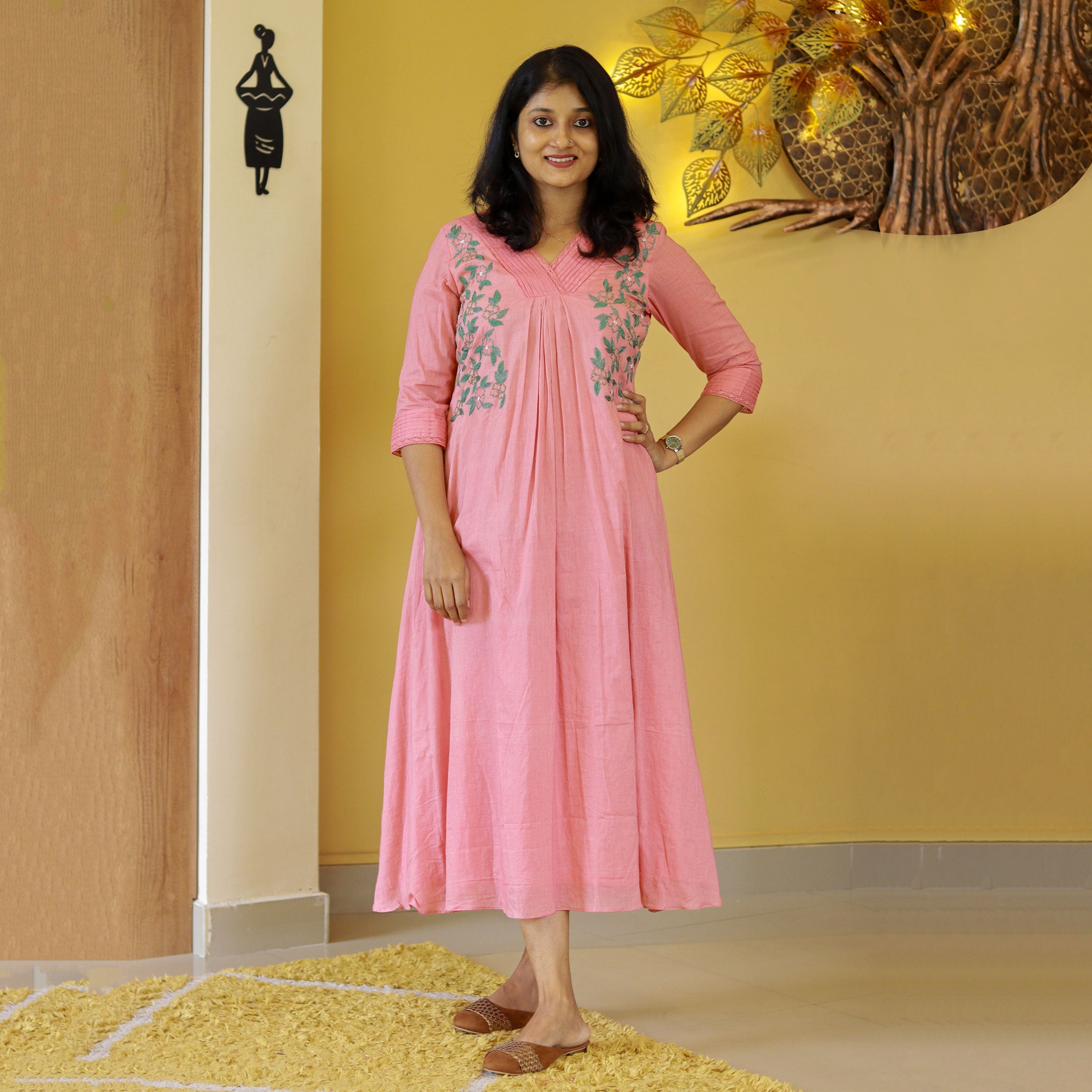 Load image into Gallery viewer, Mul Mul Cotton Designer Kurti - 3945(pre order)