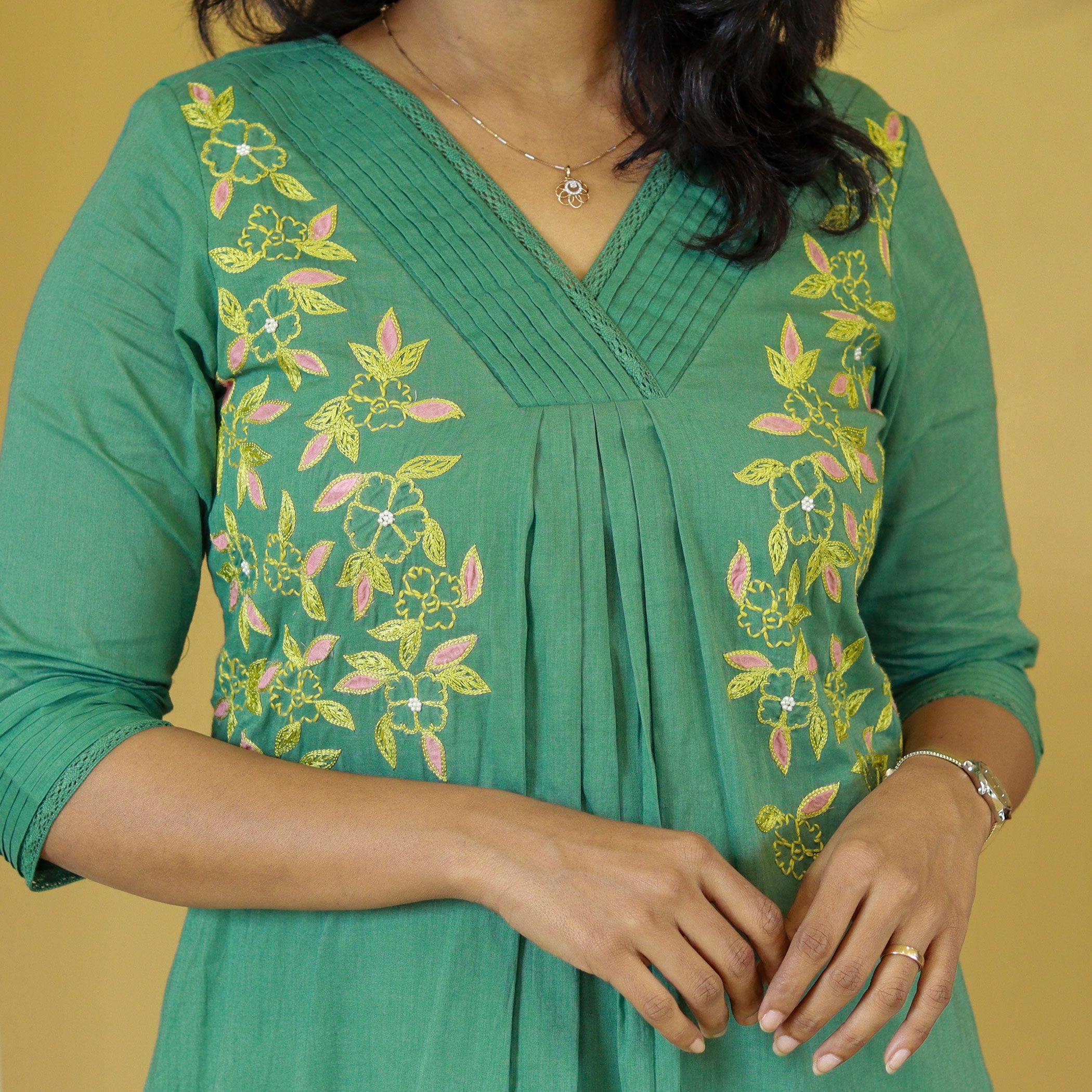 Load image into Gallery viewer, Mul Mul Cotton Designer Kurti - 3945(pre order)