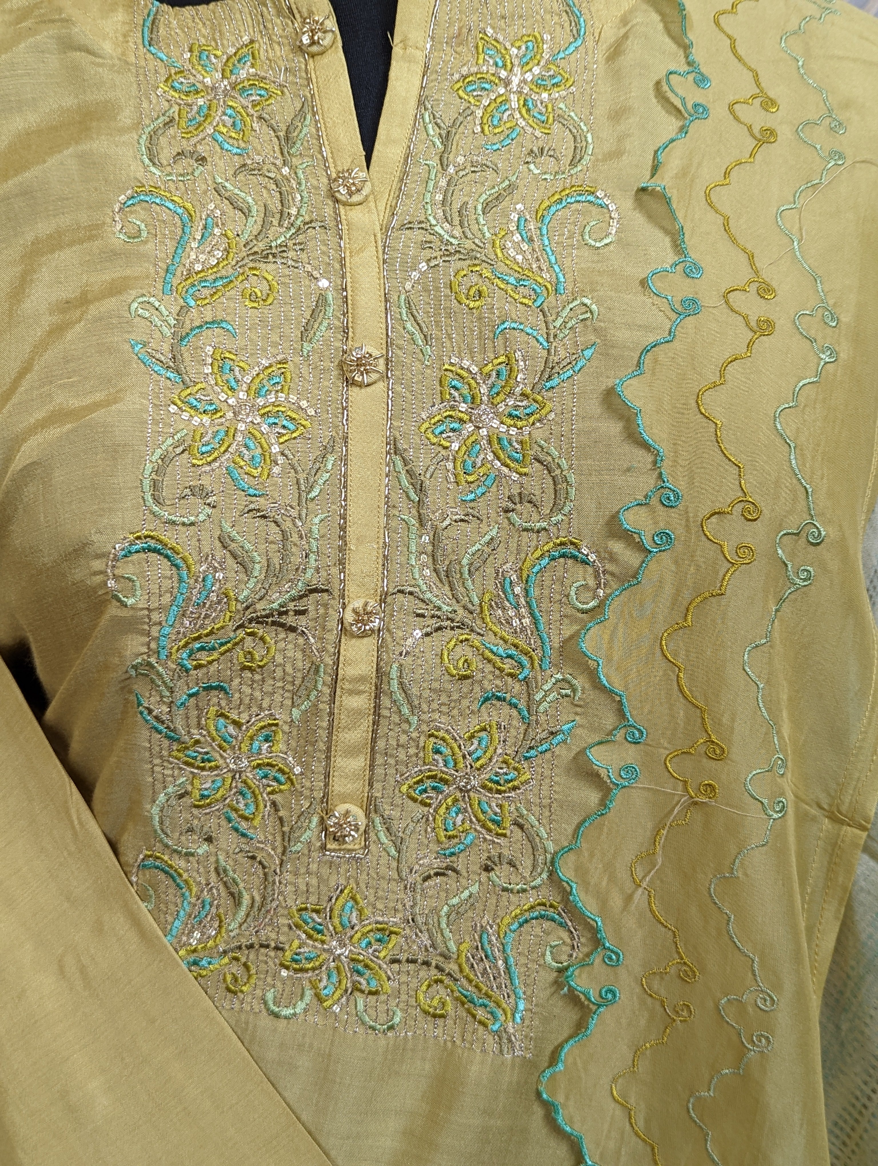Load image into Gallery viewer, Muslin Silk Semi-stitched Salwar. 2702