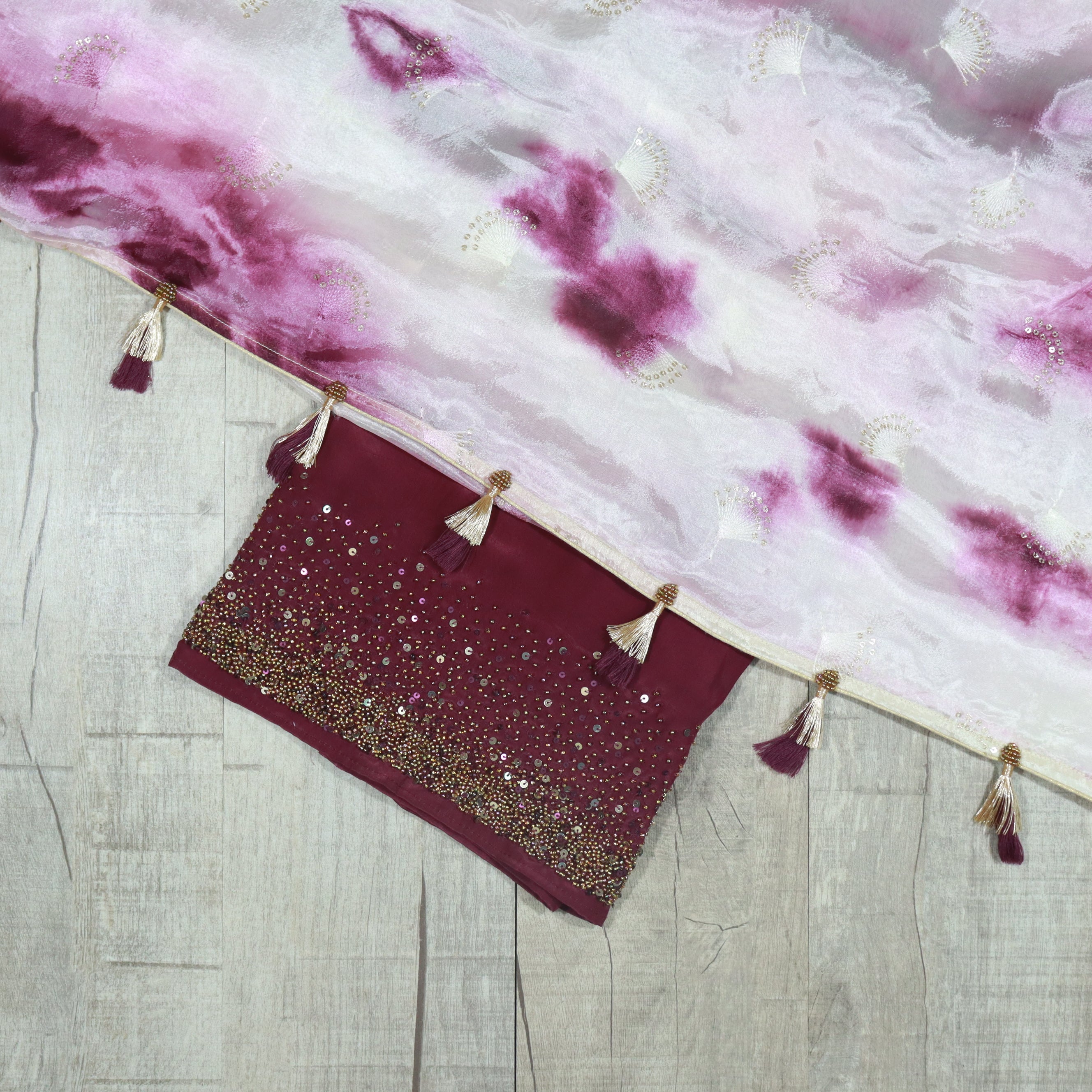 Load image into Gallery viewer, Wine Color Chinnon Saree- 3329