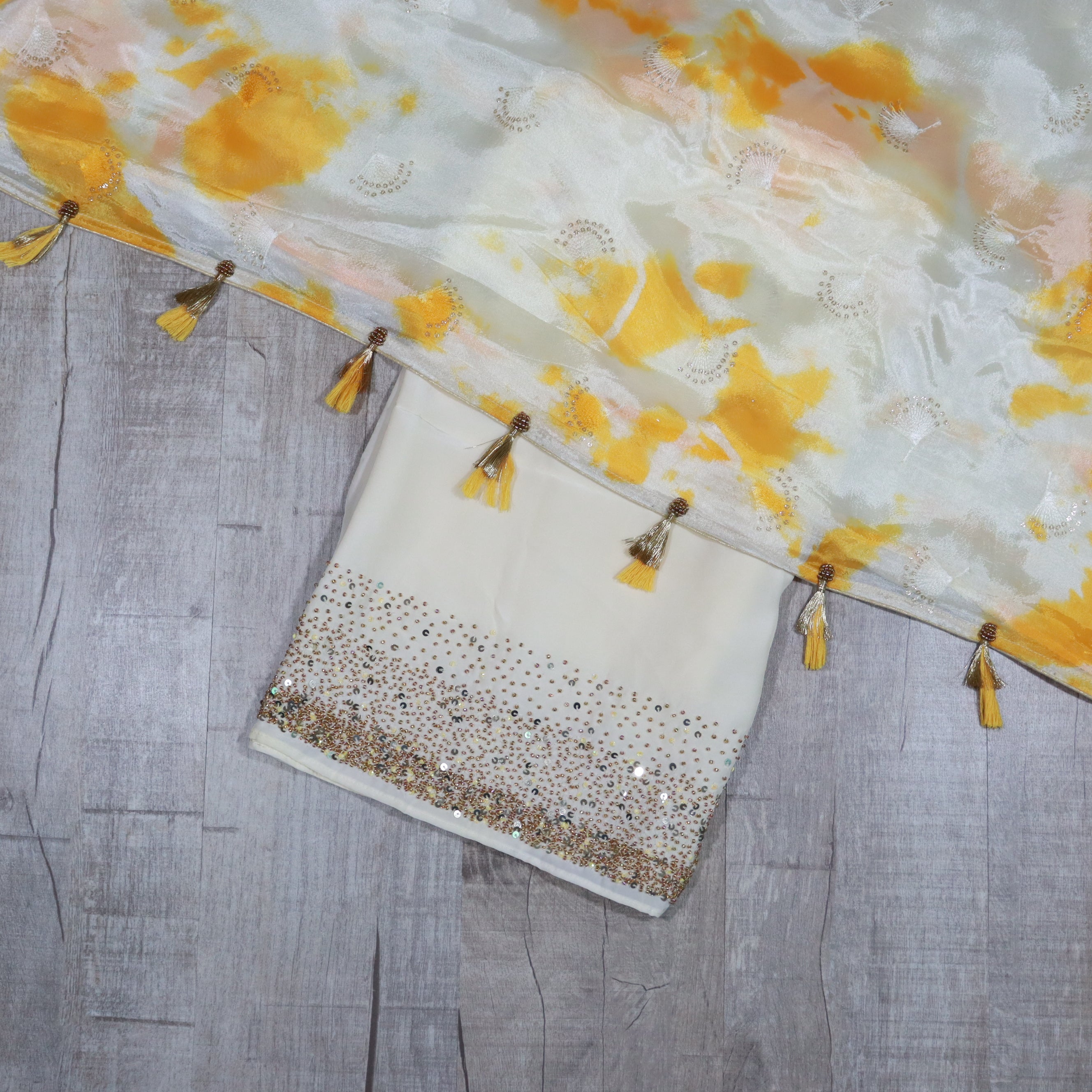 Load image into Gallery viewer, Cream And Sunflower Yellow Chinnon Saree-3329