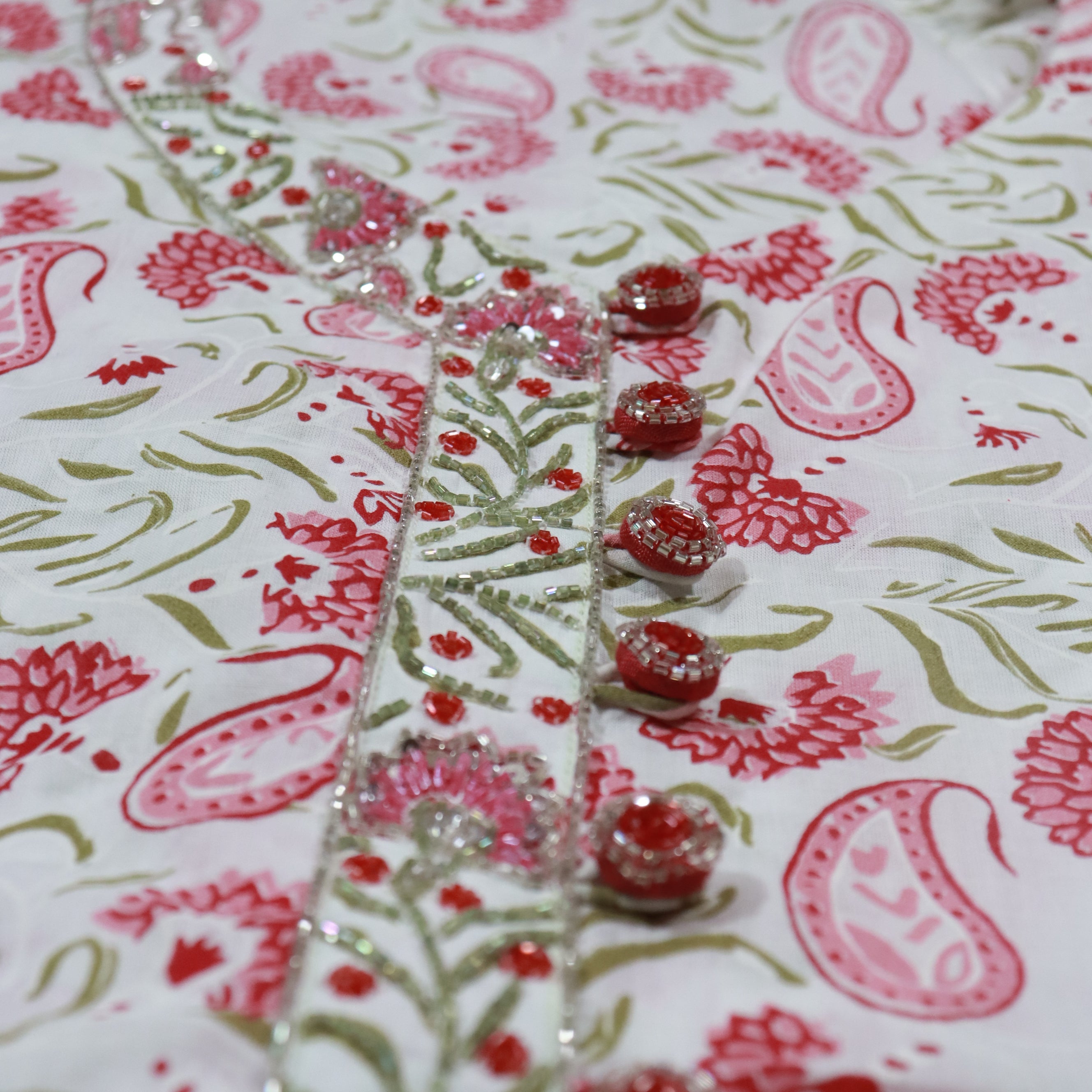 Load image into Gallery viewer, Pure Cotton Hand- embroidered top fabric-