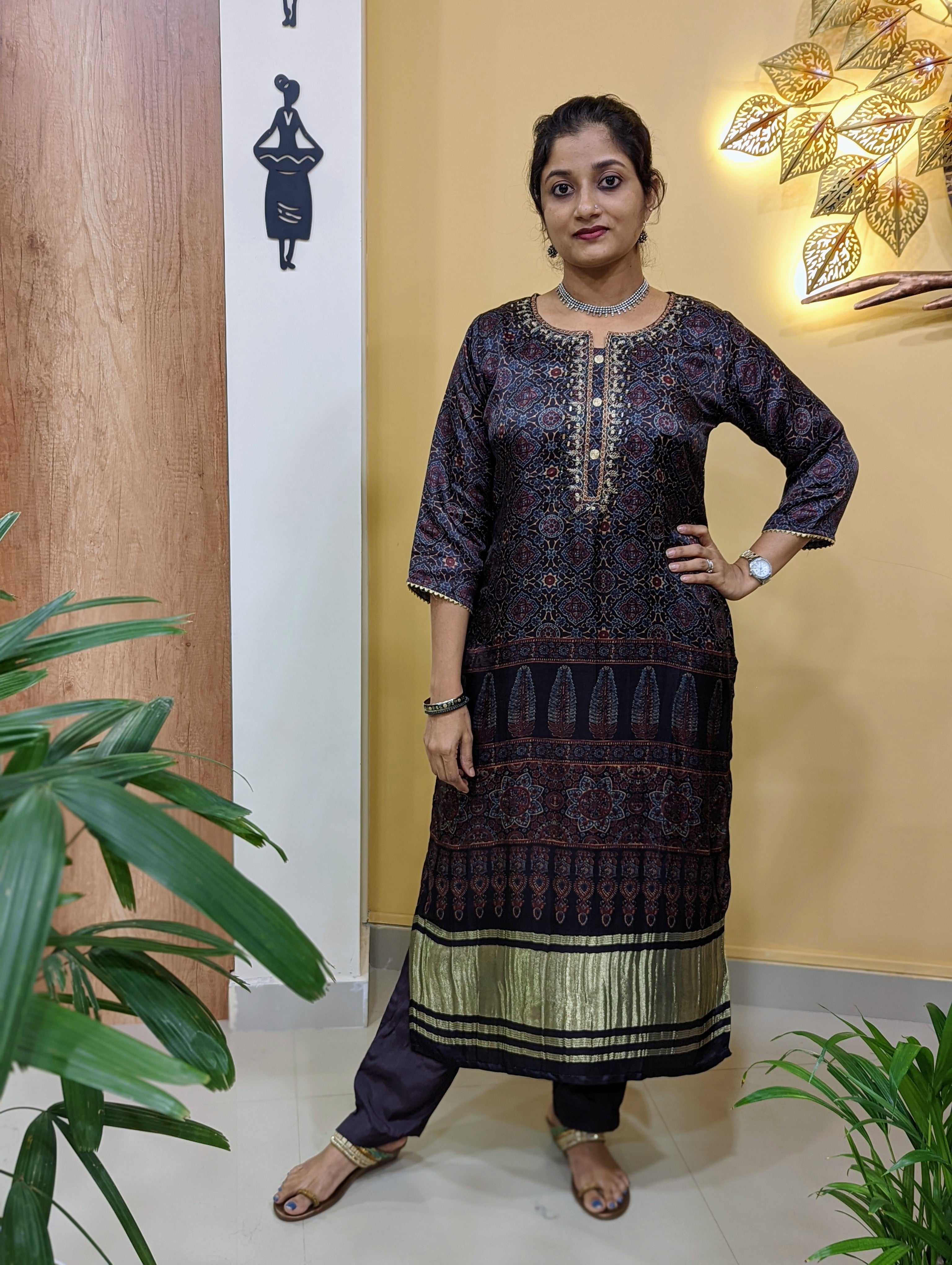 Load image into Gallery viewer, Modal Silk Ajrakh Digital Printed Suit