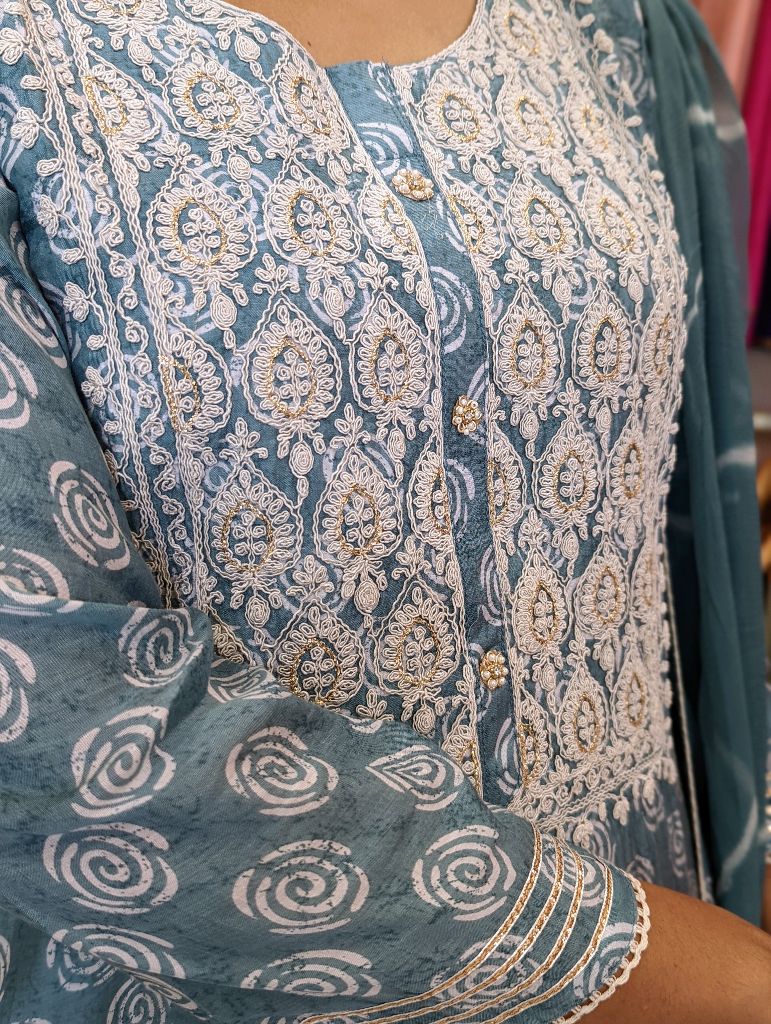 Load image into Gallery viewer, Digital Printed Muslin Silk Stitched Suit-2699