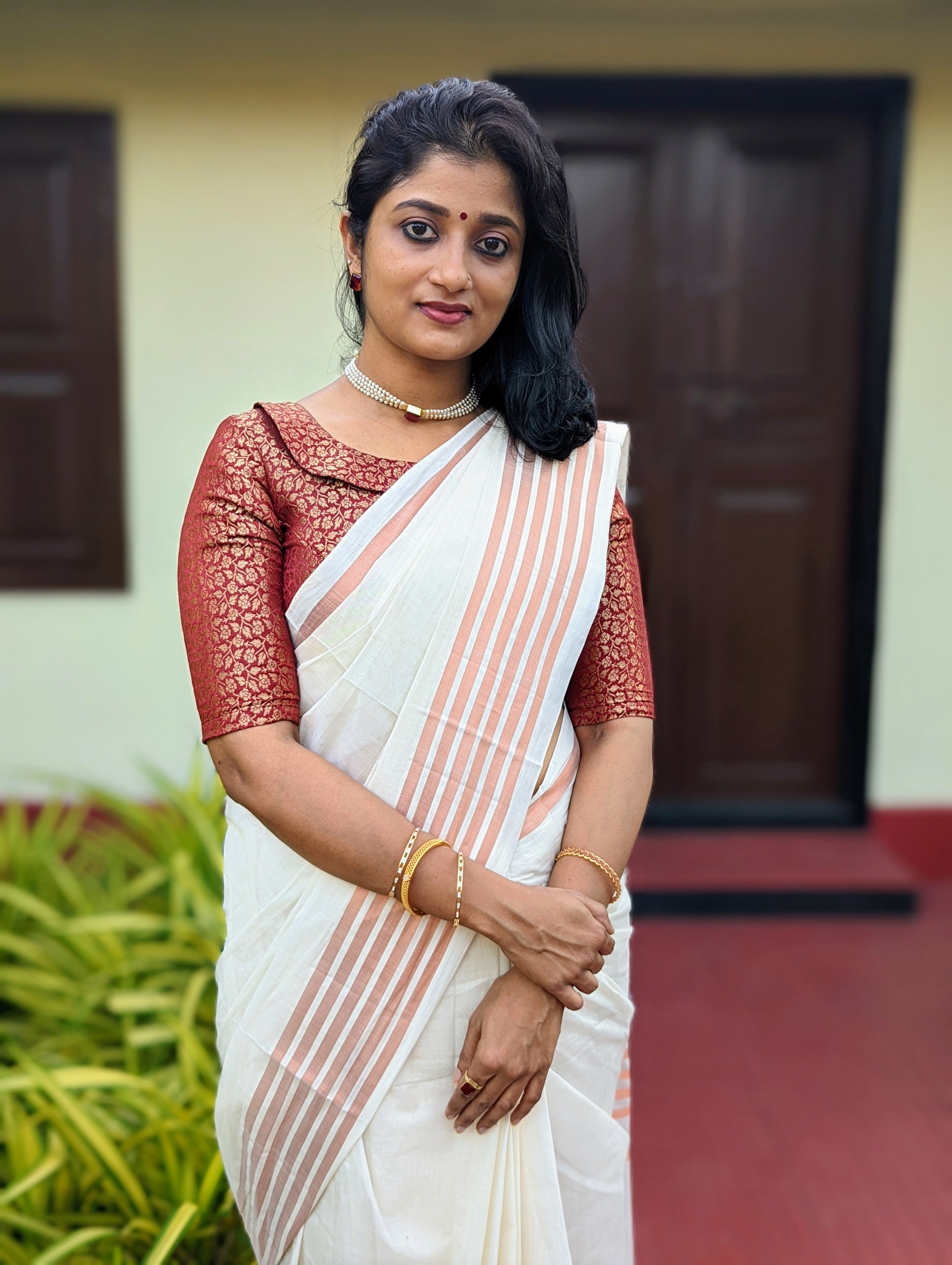 Load image into Gallery viewer, Pure Handloom Kerala Kasavu Saree-2728