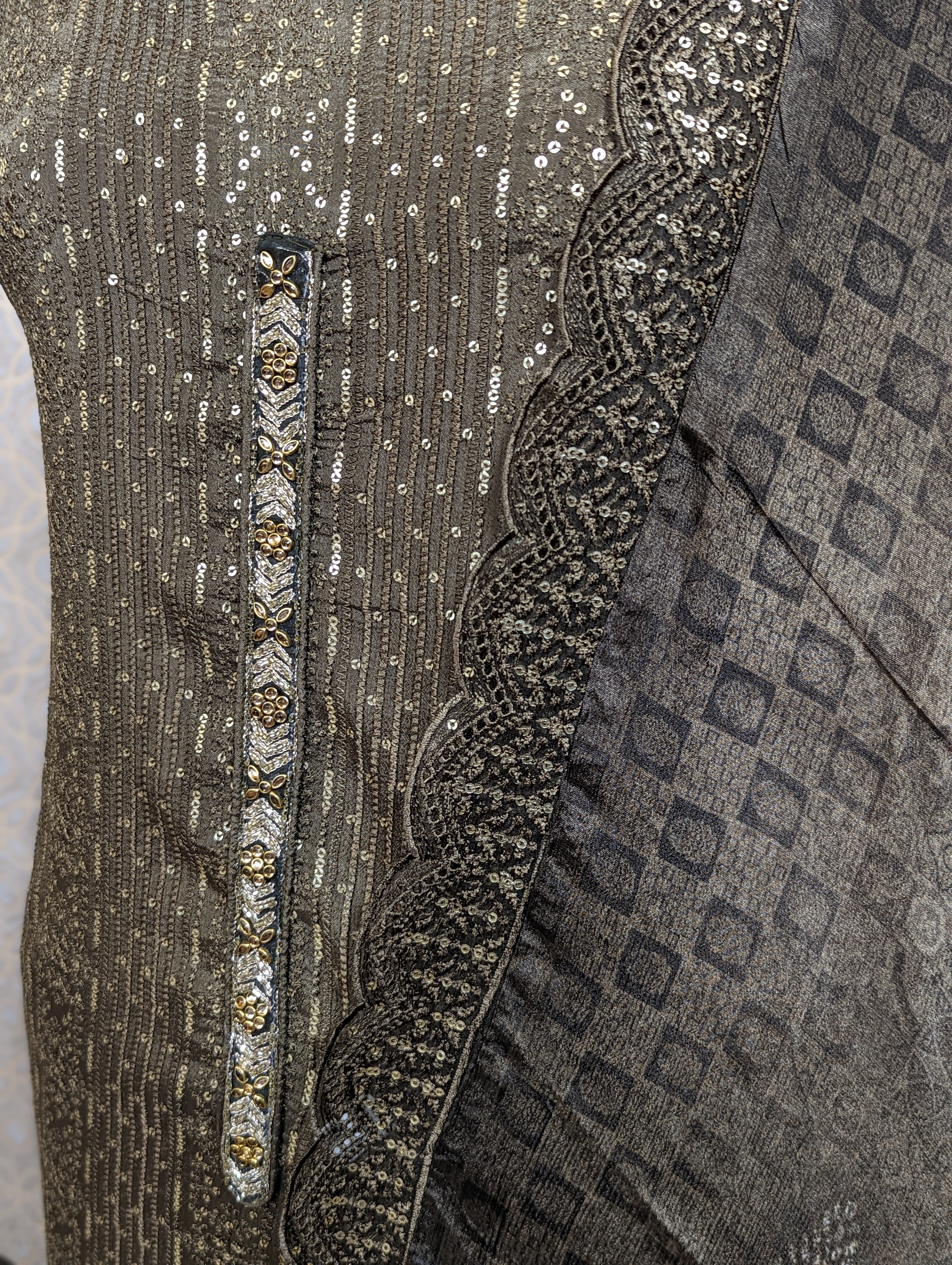 Load image into Gallery viewer, Sea Weed Pure Crape Unstitched Suits -2300