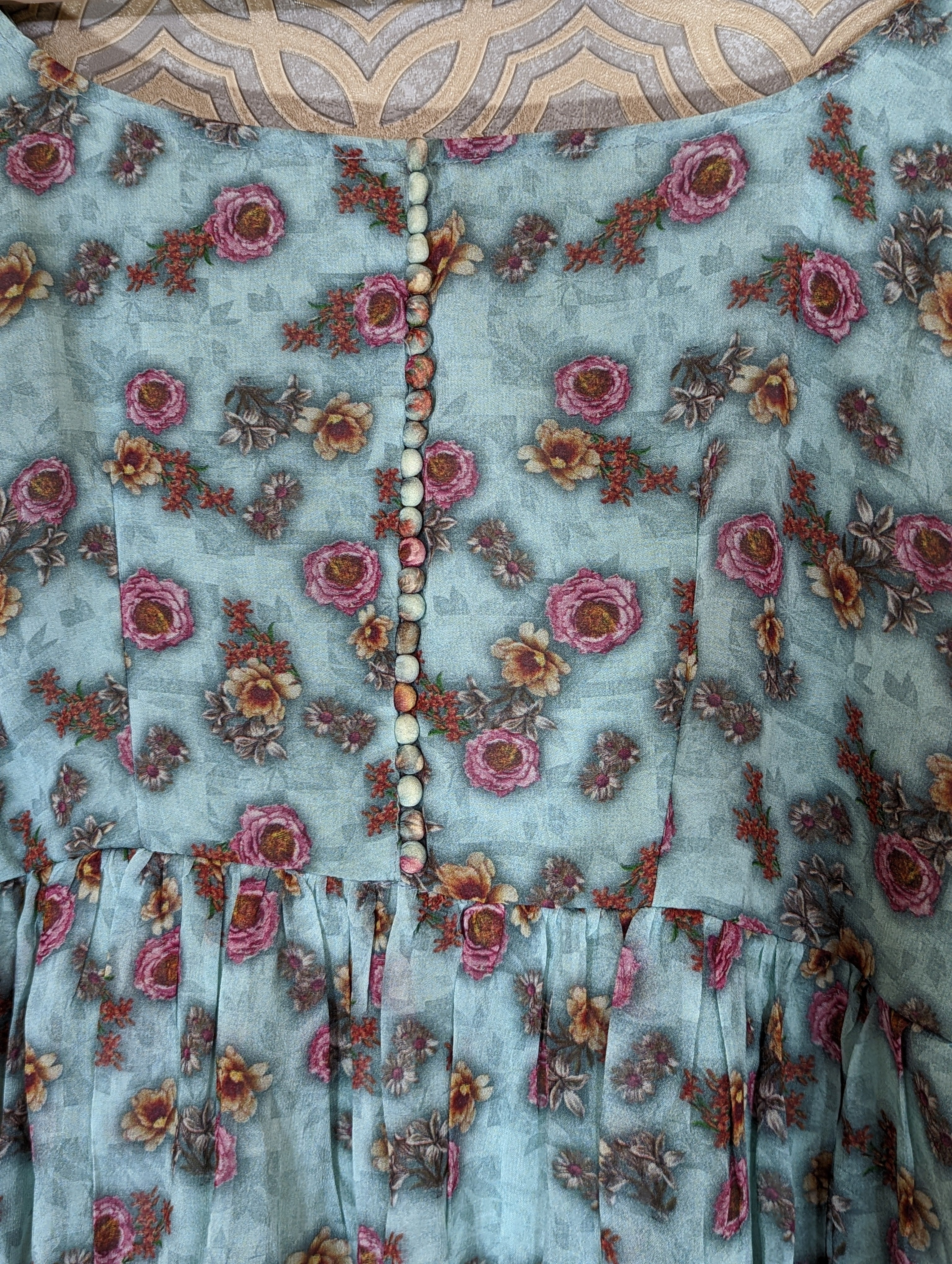 Load image into Gallery viewer, Pure Viscose Georgette Floral Printed Frock-d5