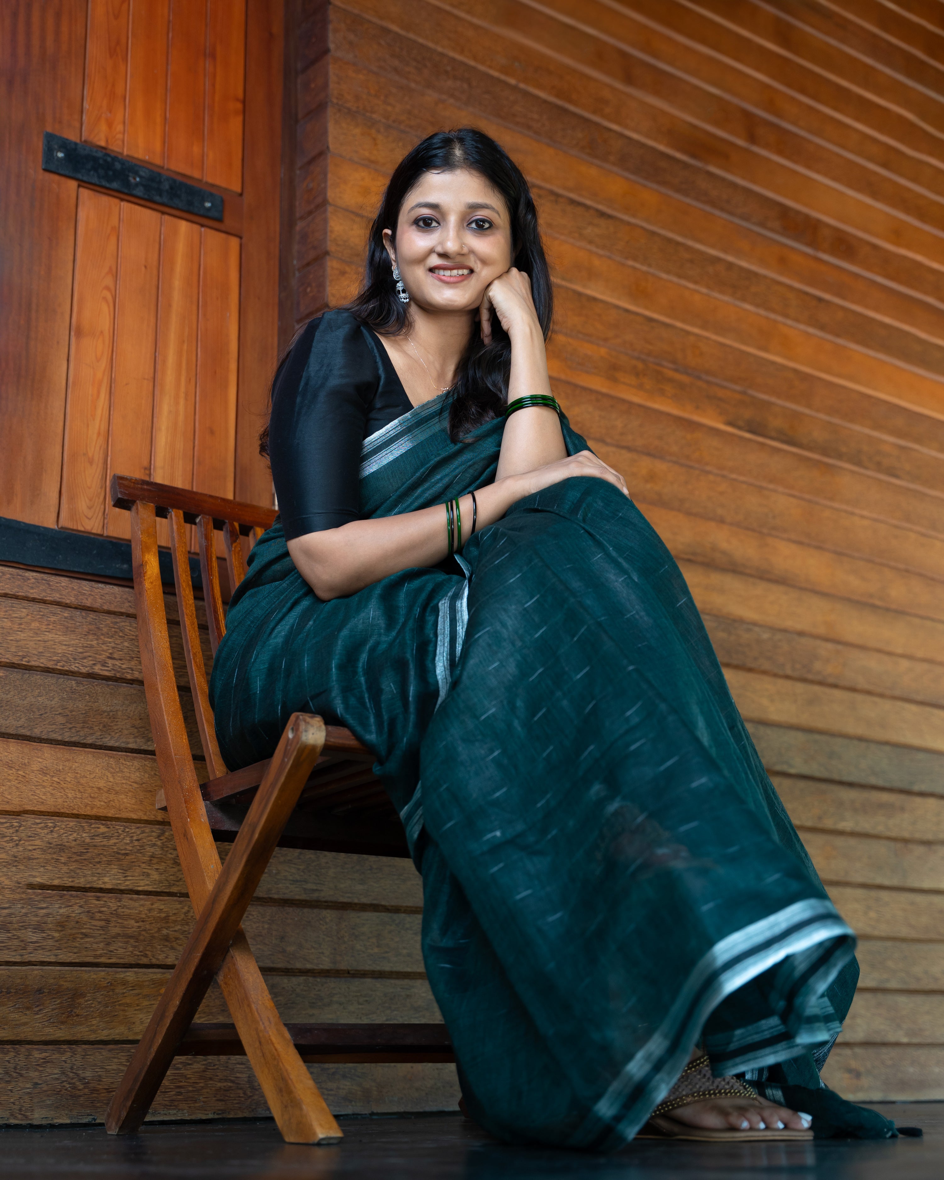 Load image into Gallery viewer, Pure Linen Saree(Pre-Order)-2447
