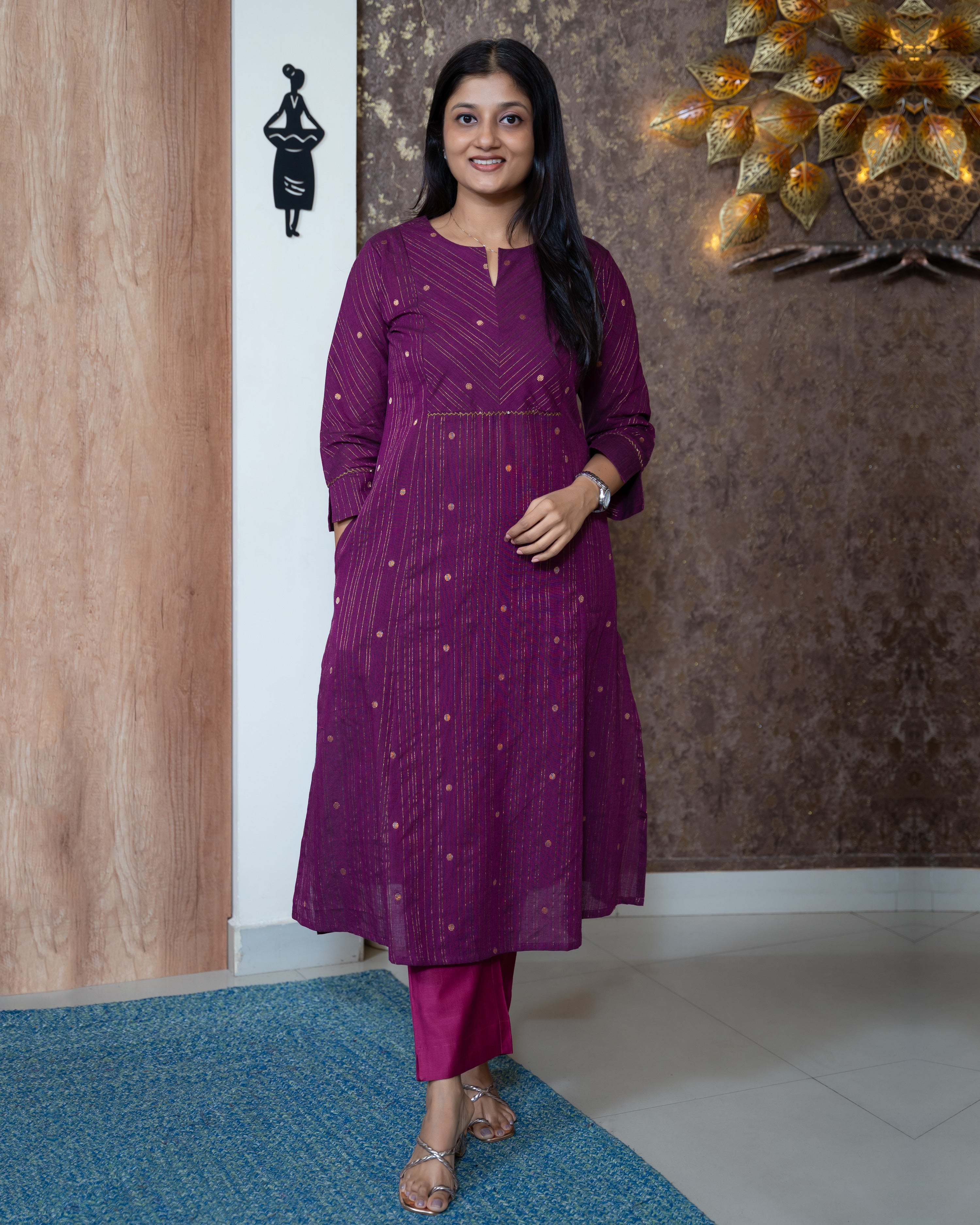 Load image into Gallery viewer, Cotton Kurti-8553
