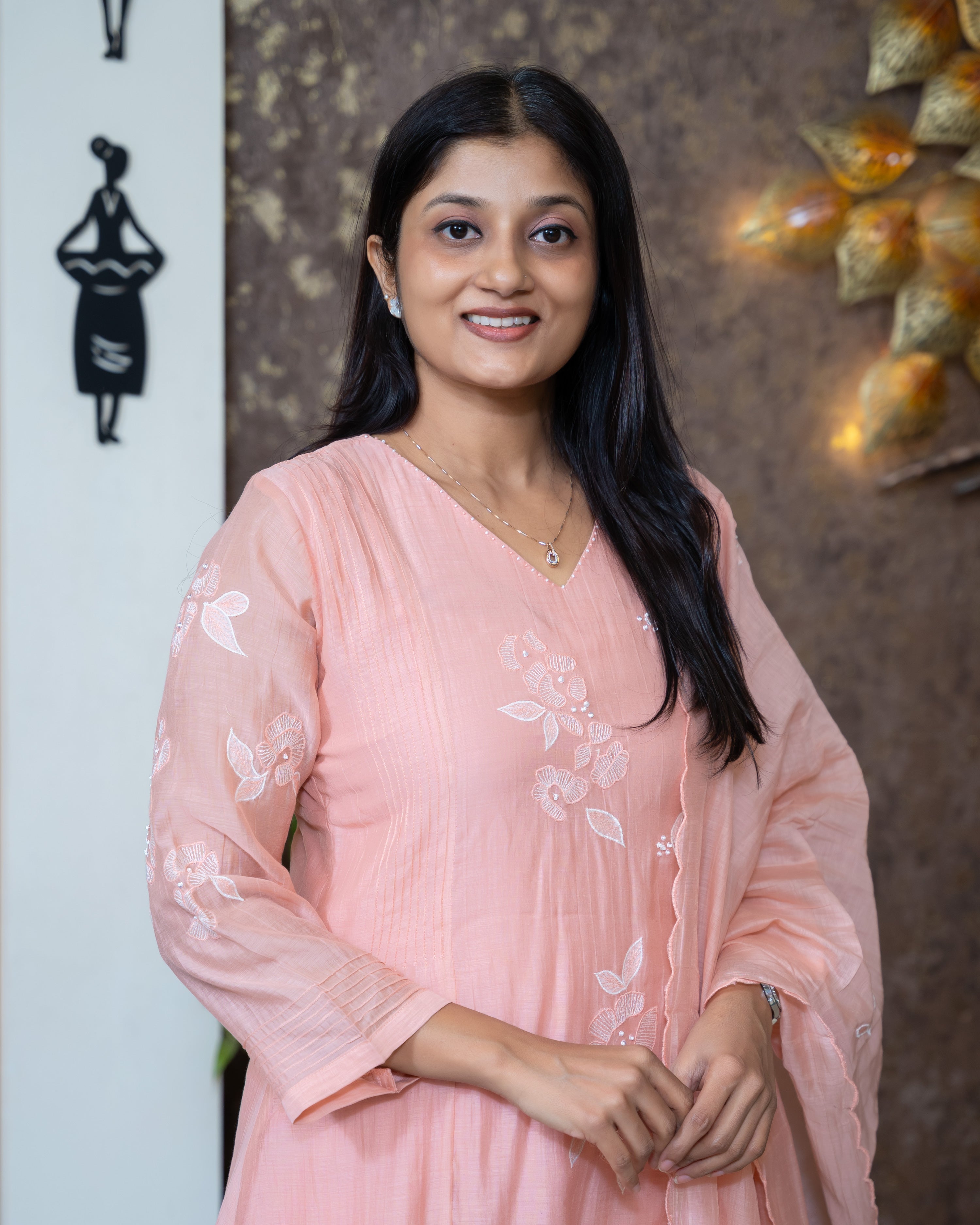 Load image into Gallery viewer, Mul Chanderi Suit-8564
