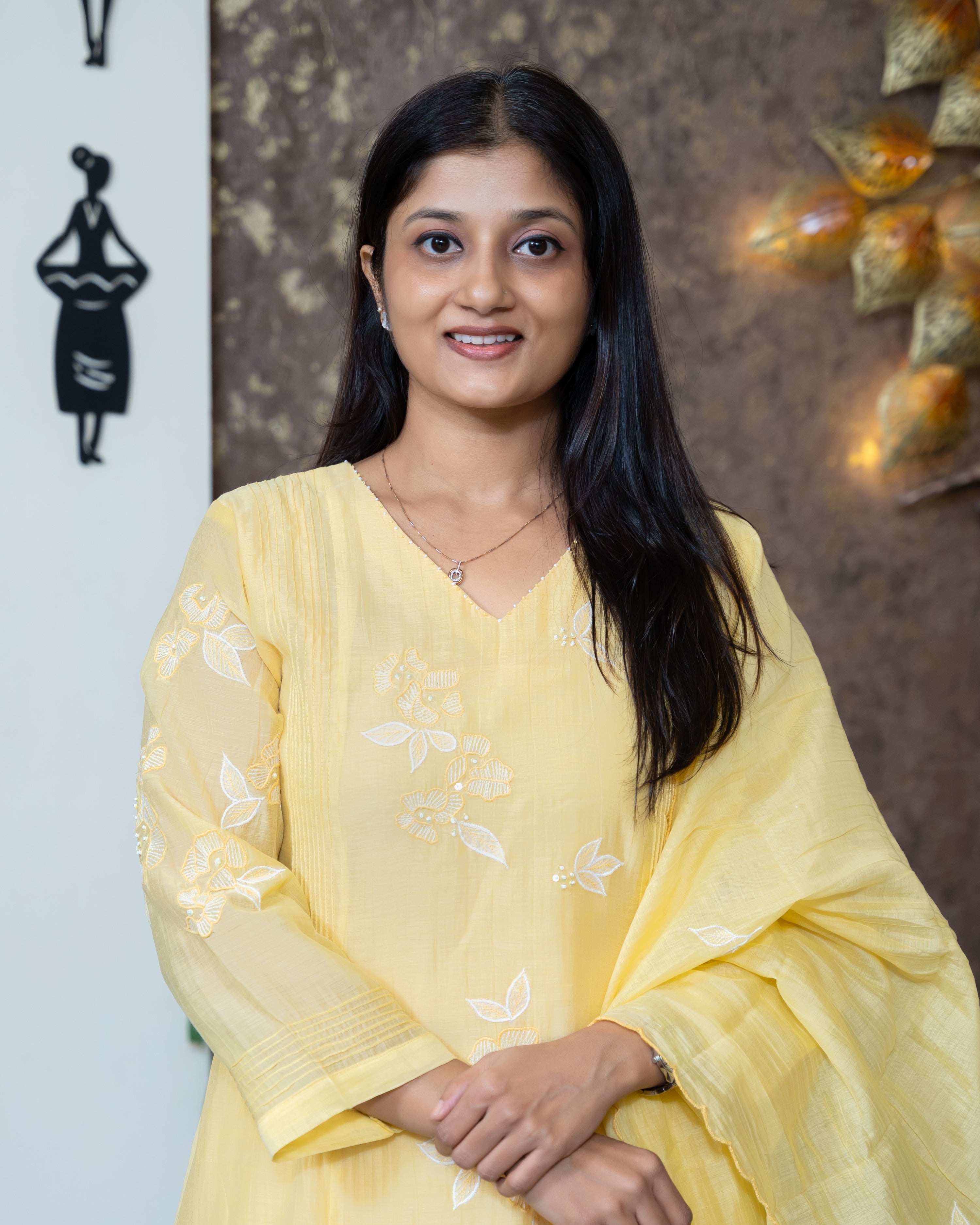 Load image into Gallery viewer, Mul Chanderi Suit-8564
