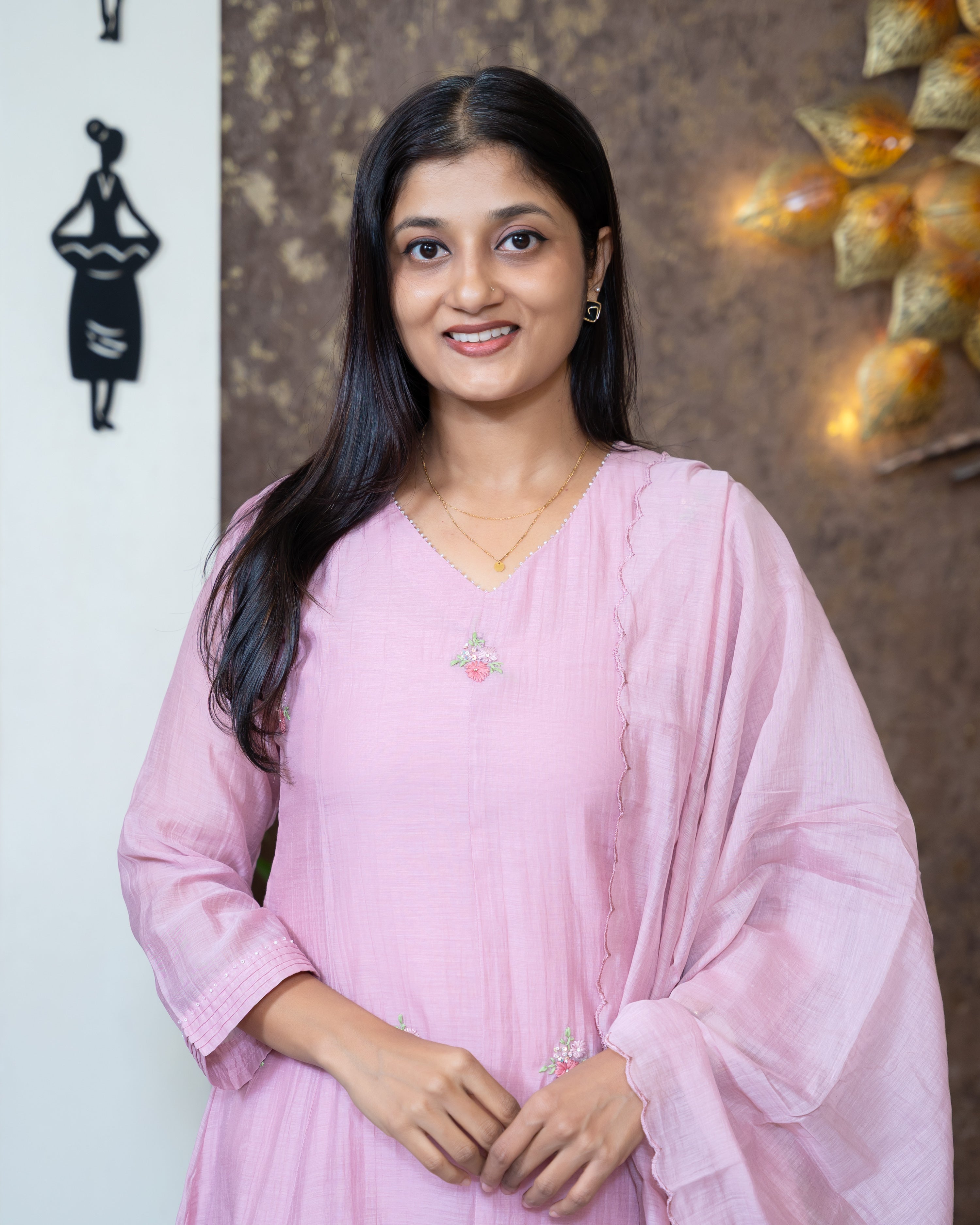Load image into Gallery viewer, Mul Chanderi Suit-8563
