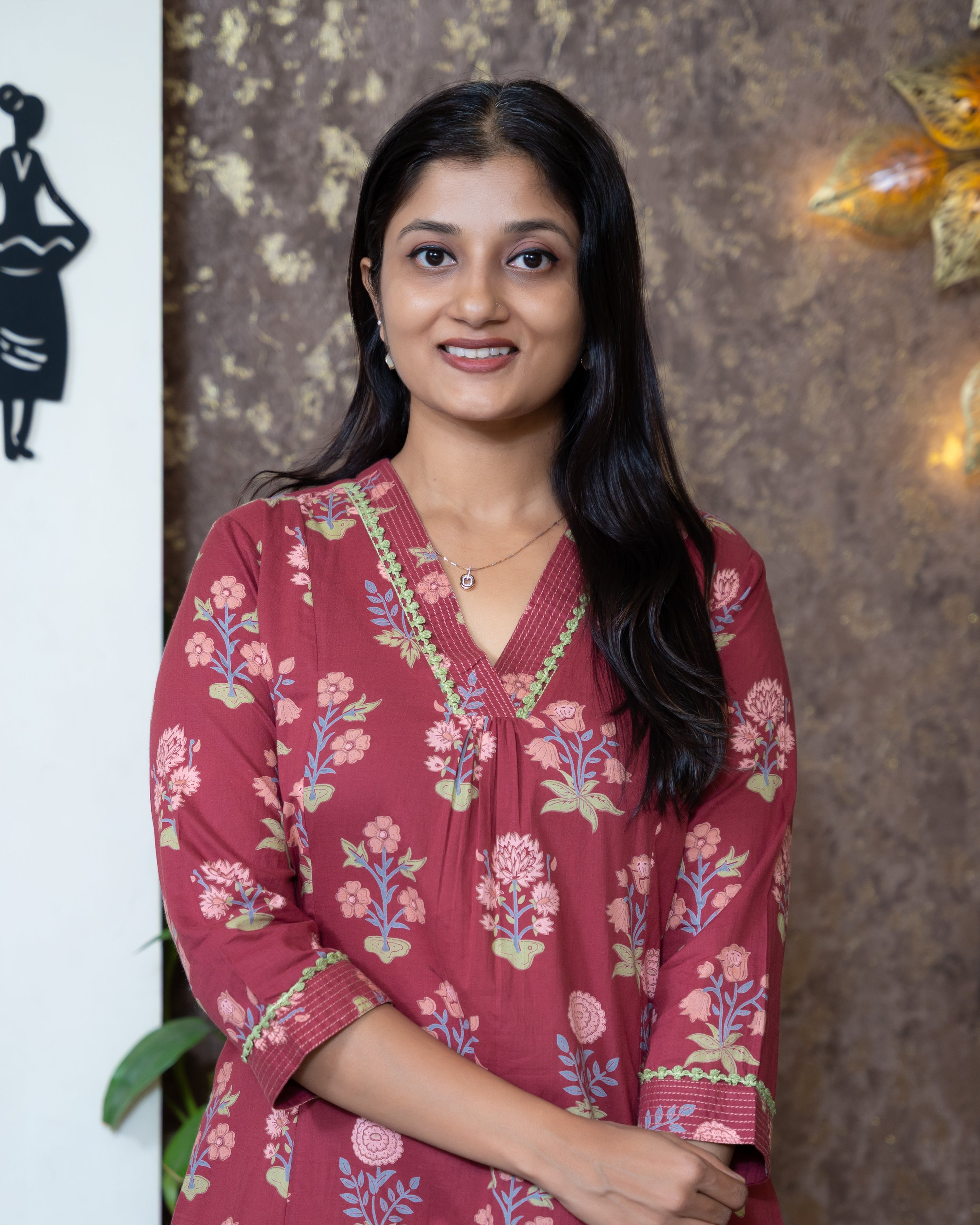 Load image into Gallery viewer, Cotton Kurti-8542
