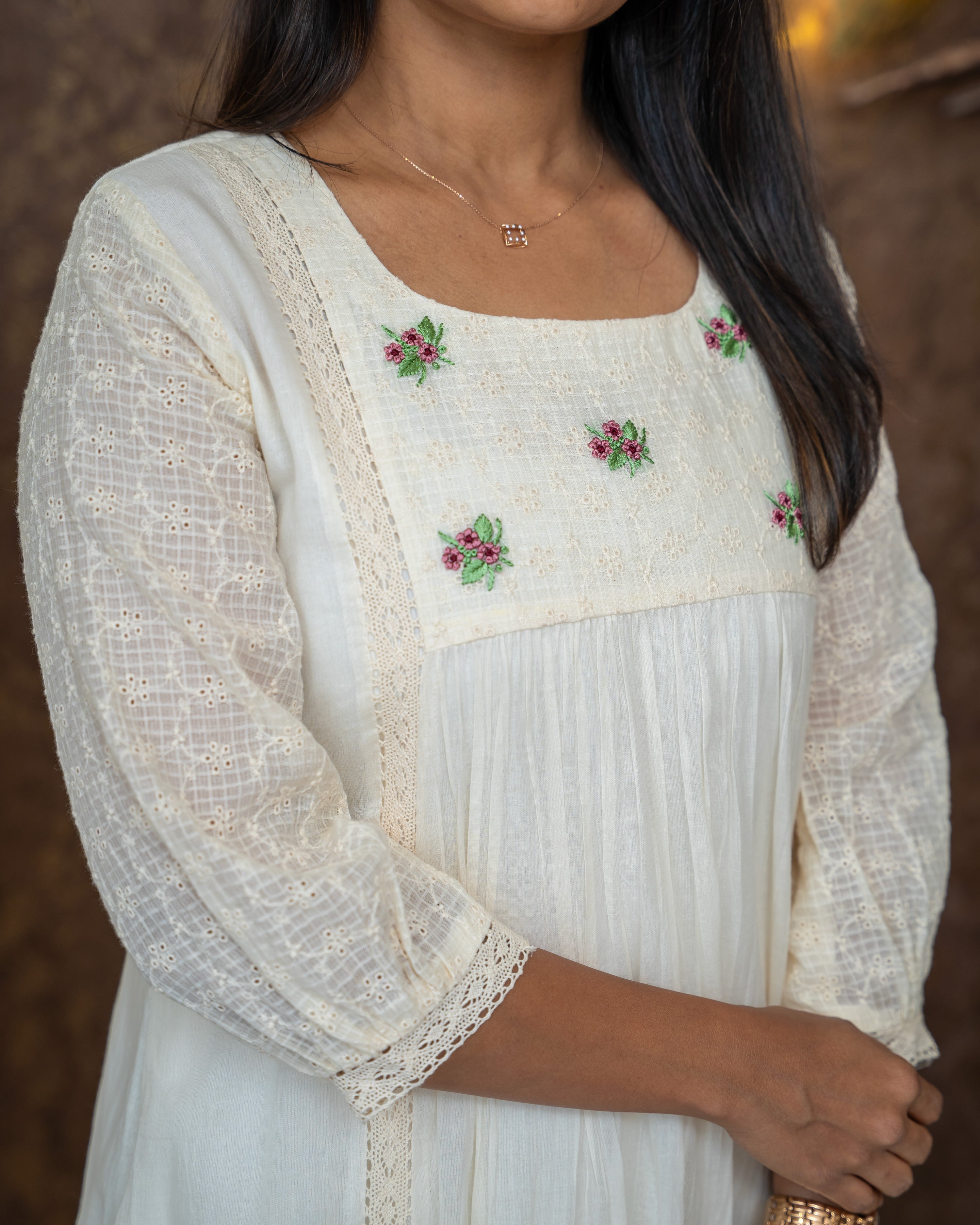 Load image into Gallery viewer, Mul Cotton Designer Kurti(Pre-Order)-4424
