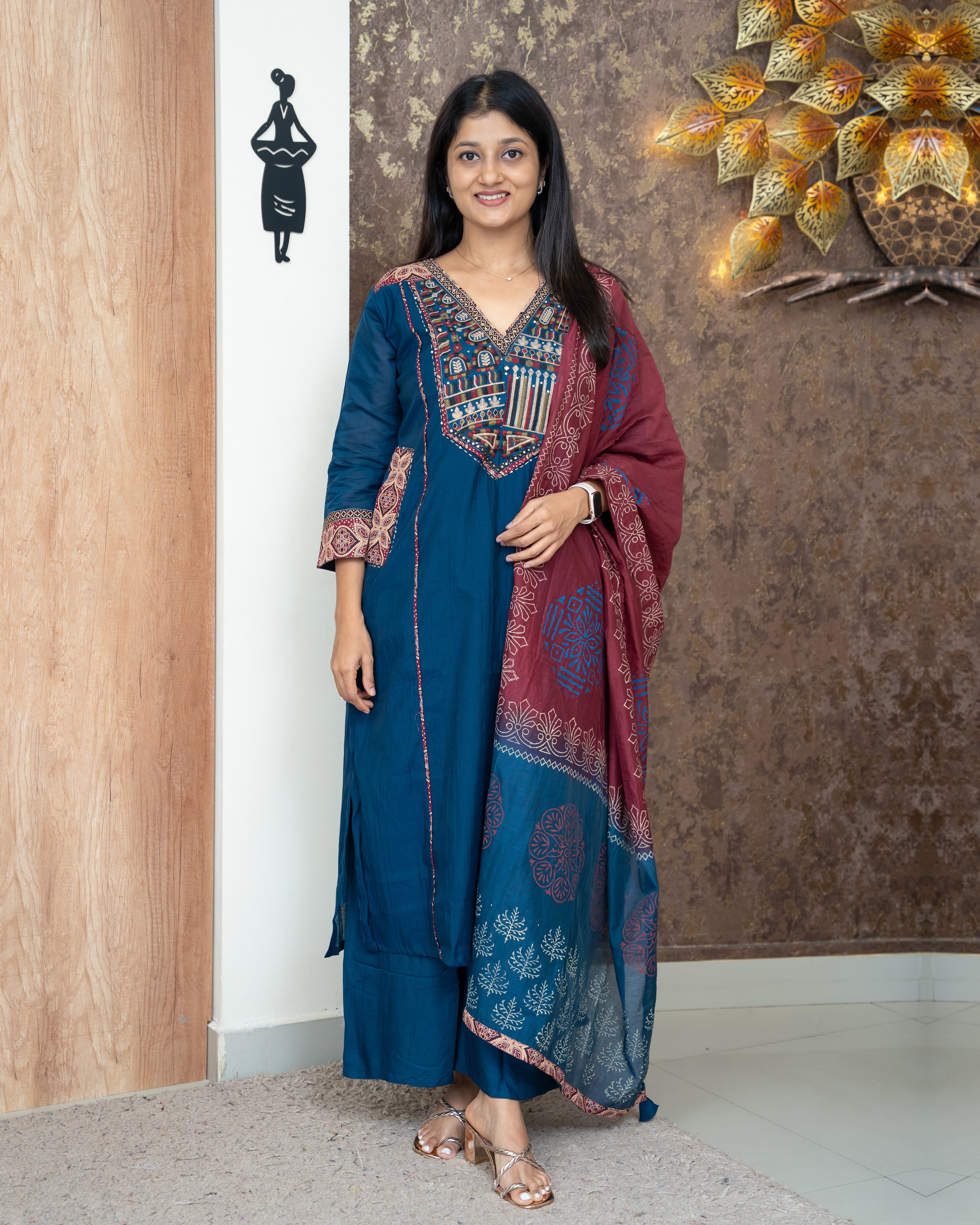 Load image into Gallery viewer, Chanderi Suit-4528
