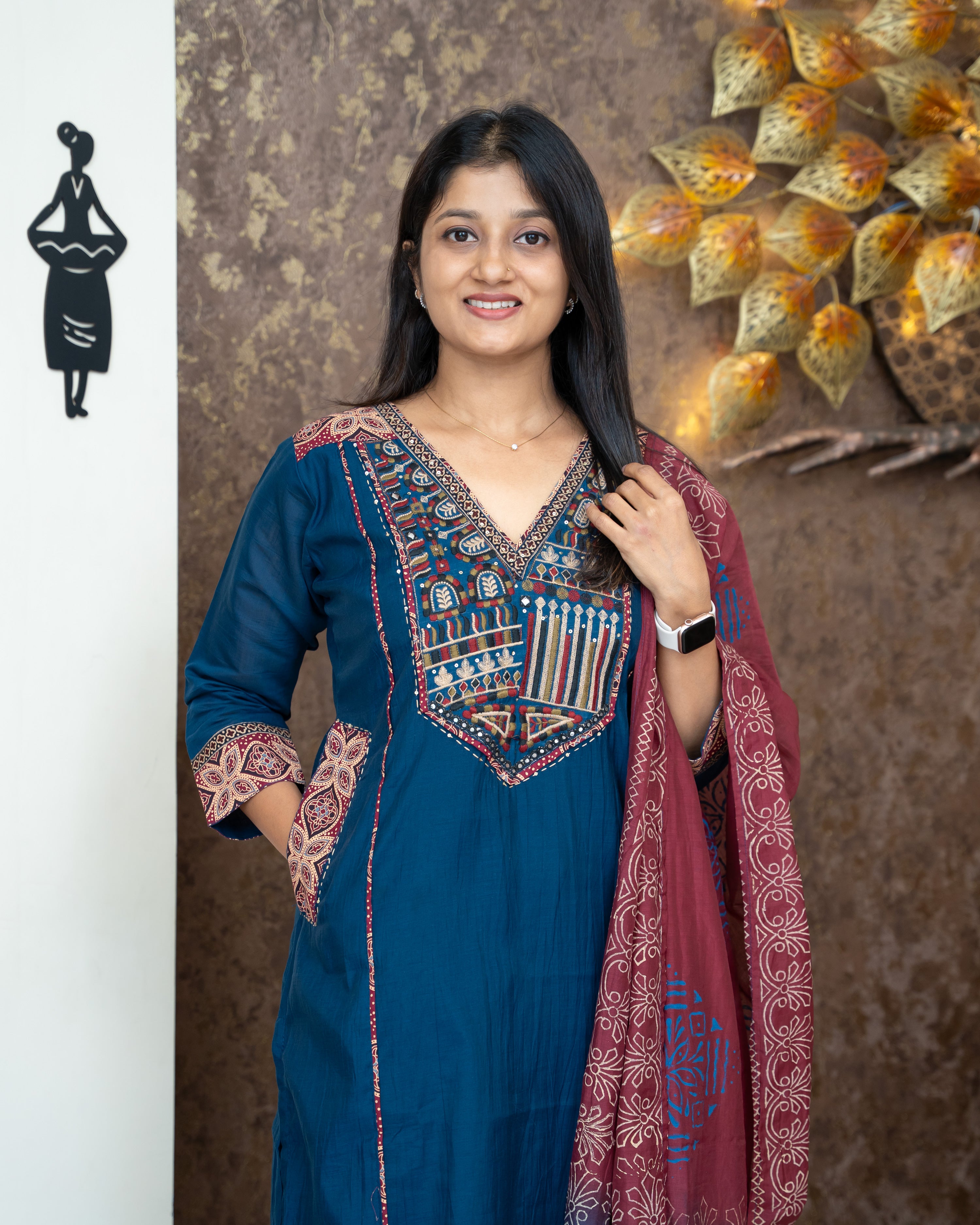 Load image into Gallery viewer, Chanderi Suit-4528
