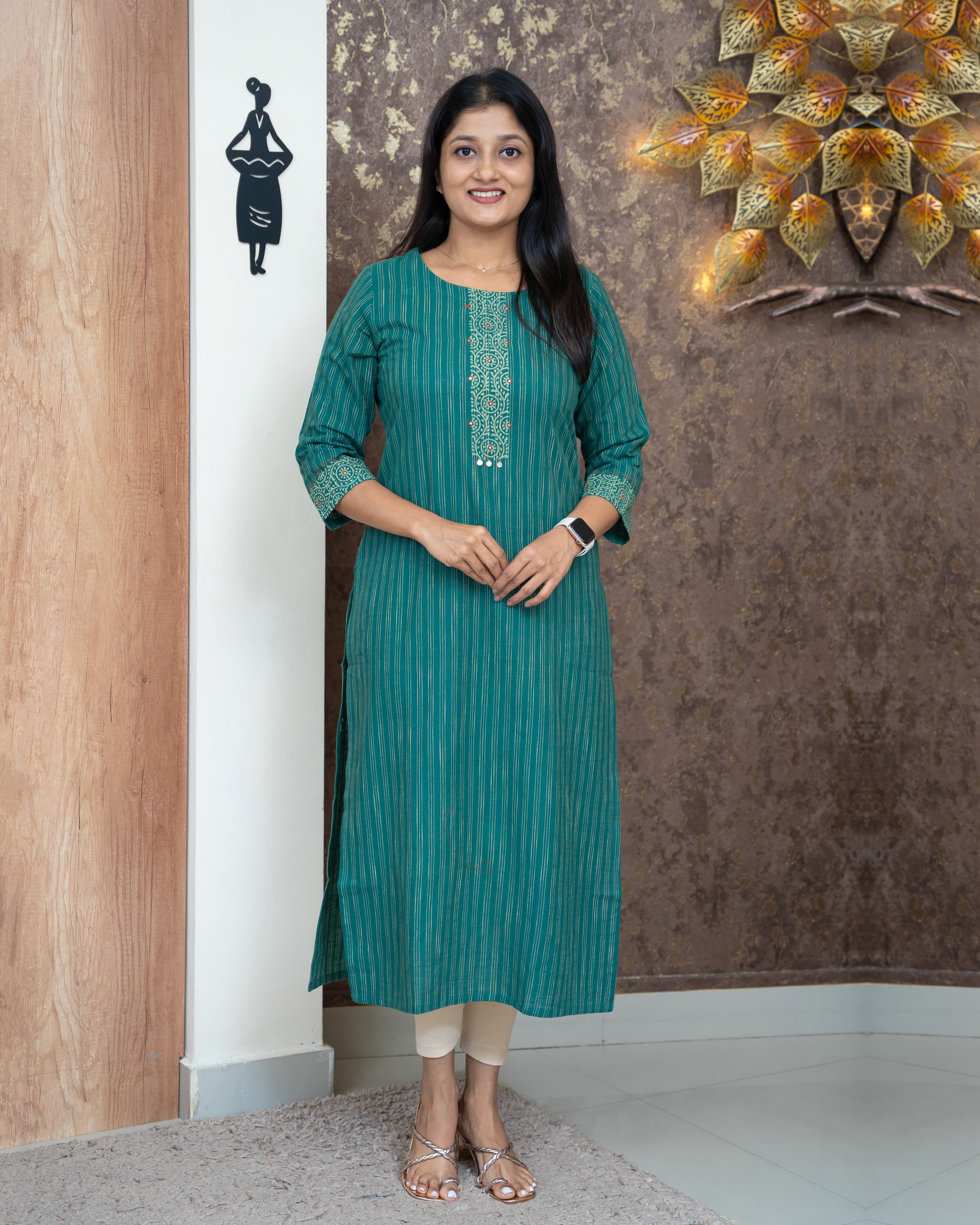 Load image into Gallery viewer, Cotton Kurti-4556
