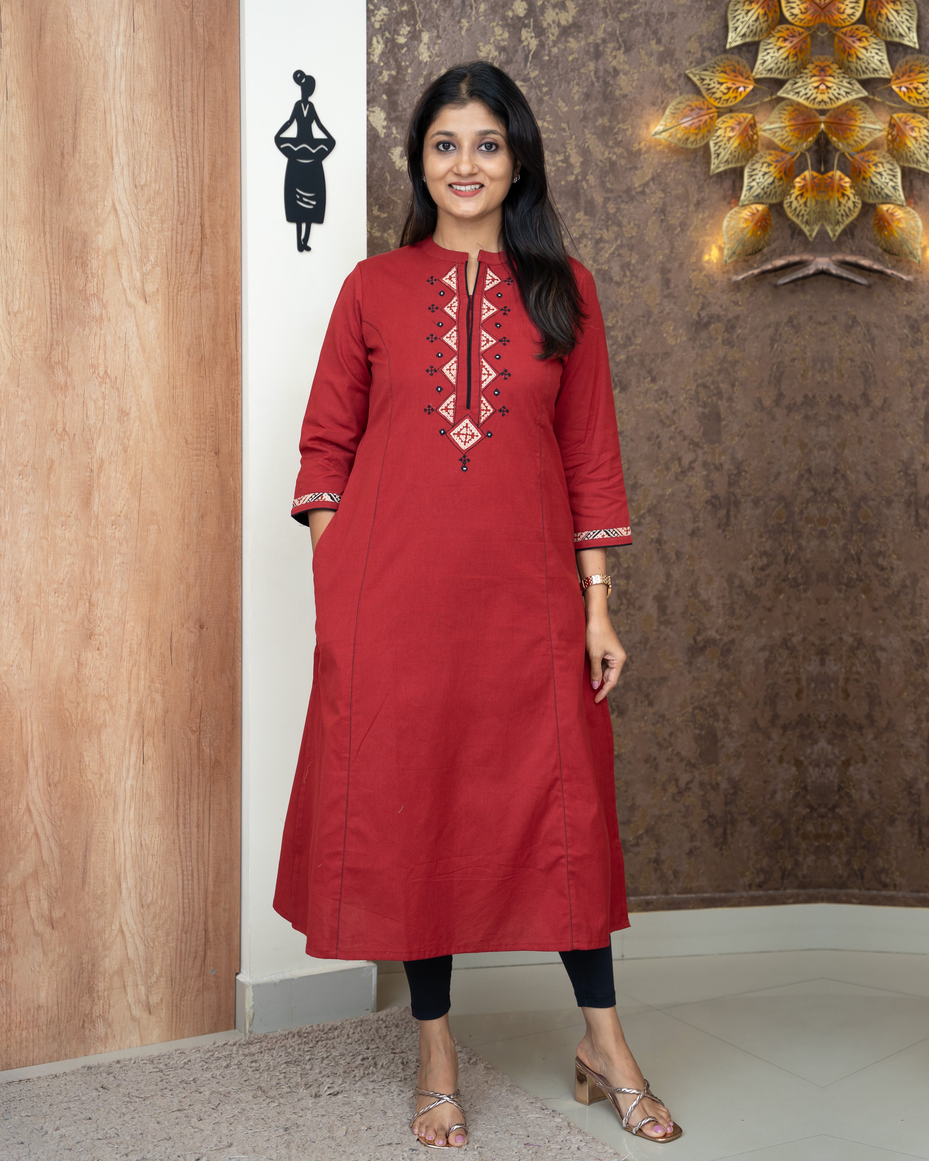 Load image into Gallery viewer, Pure Cotton Kurti-4679
