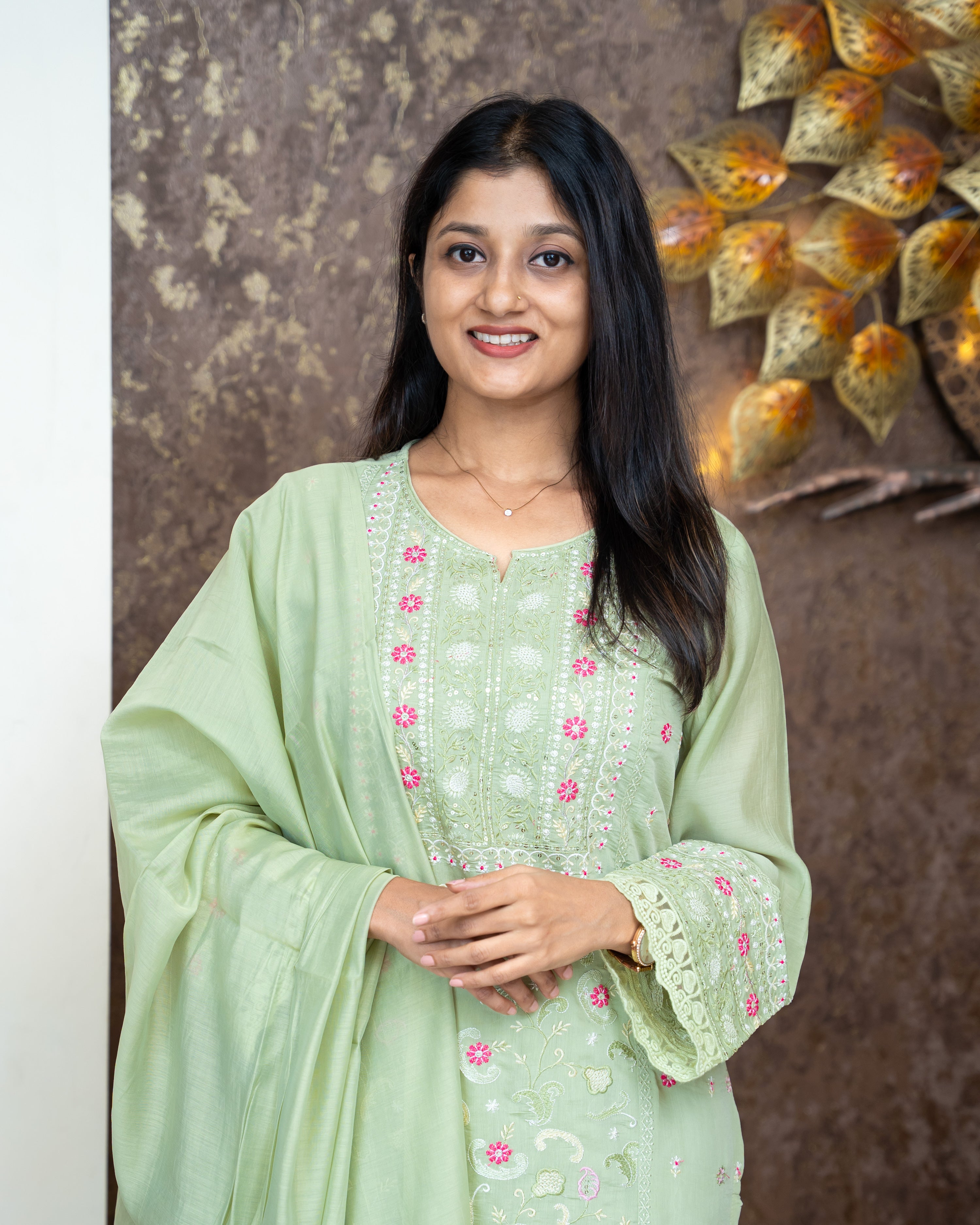 Load image into Gallery viewer, Mul Chanderi Suit-4826
