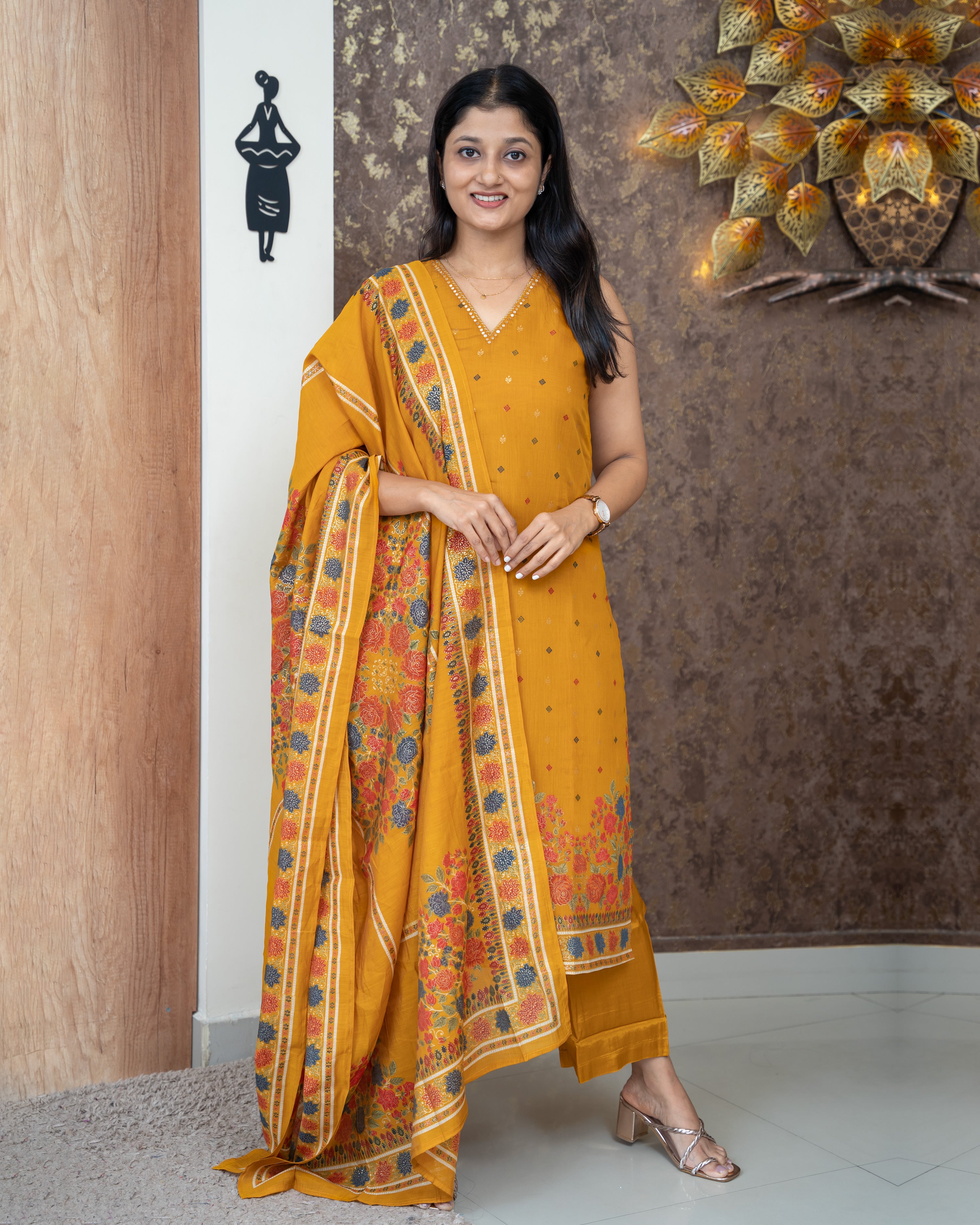 Load image into Gallery viewer, Semi Silk Suit- 4961
