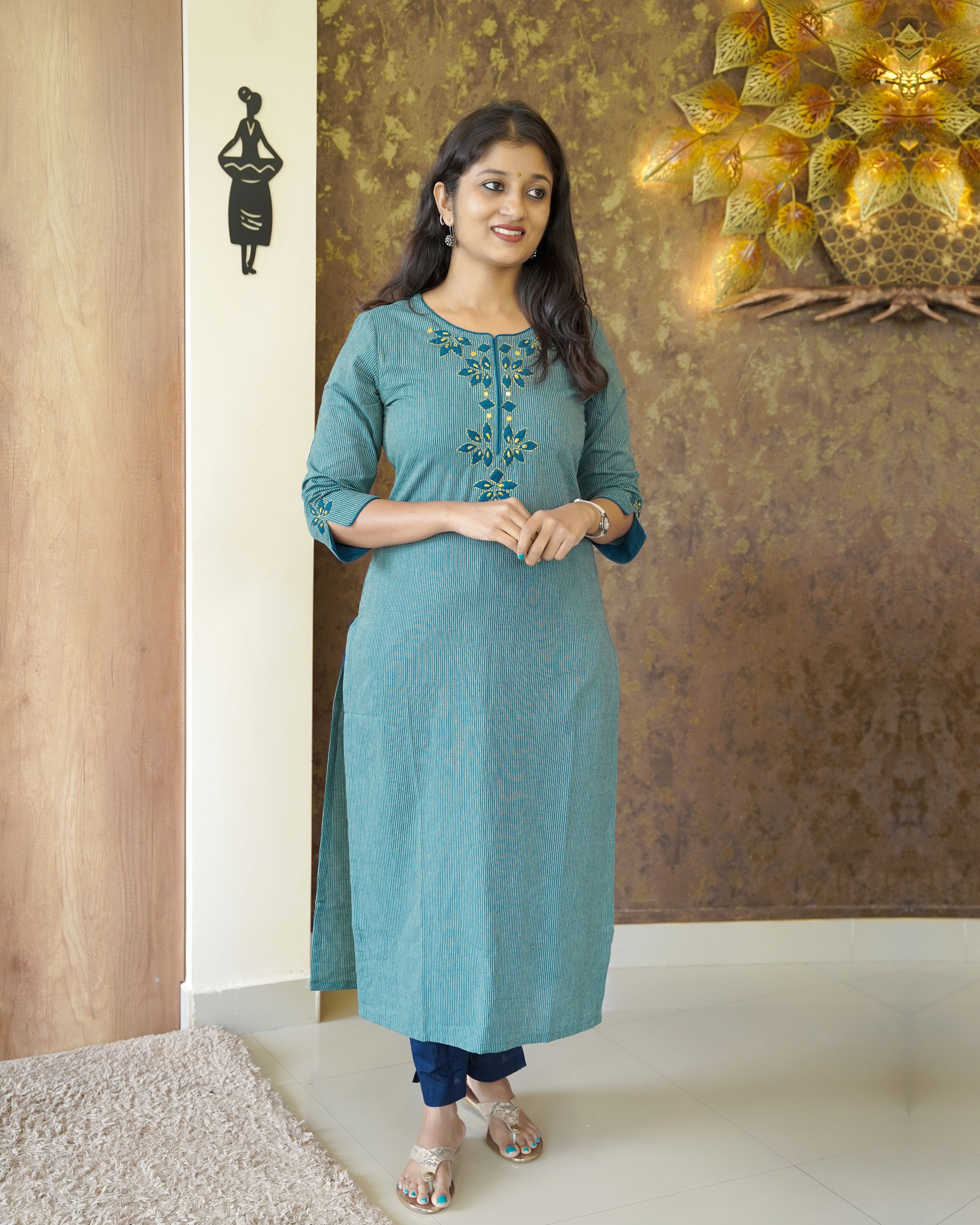 Load image into Gallery viewer, Pure Cotton Slitted Kurti -0336
