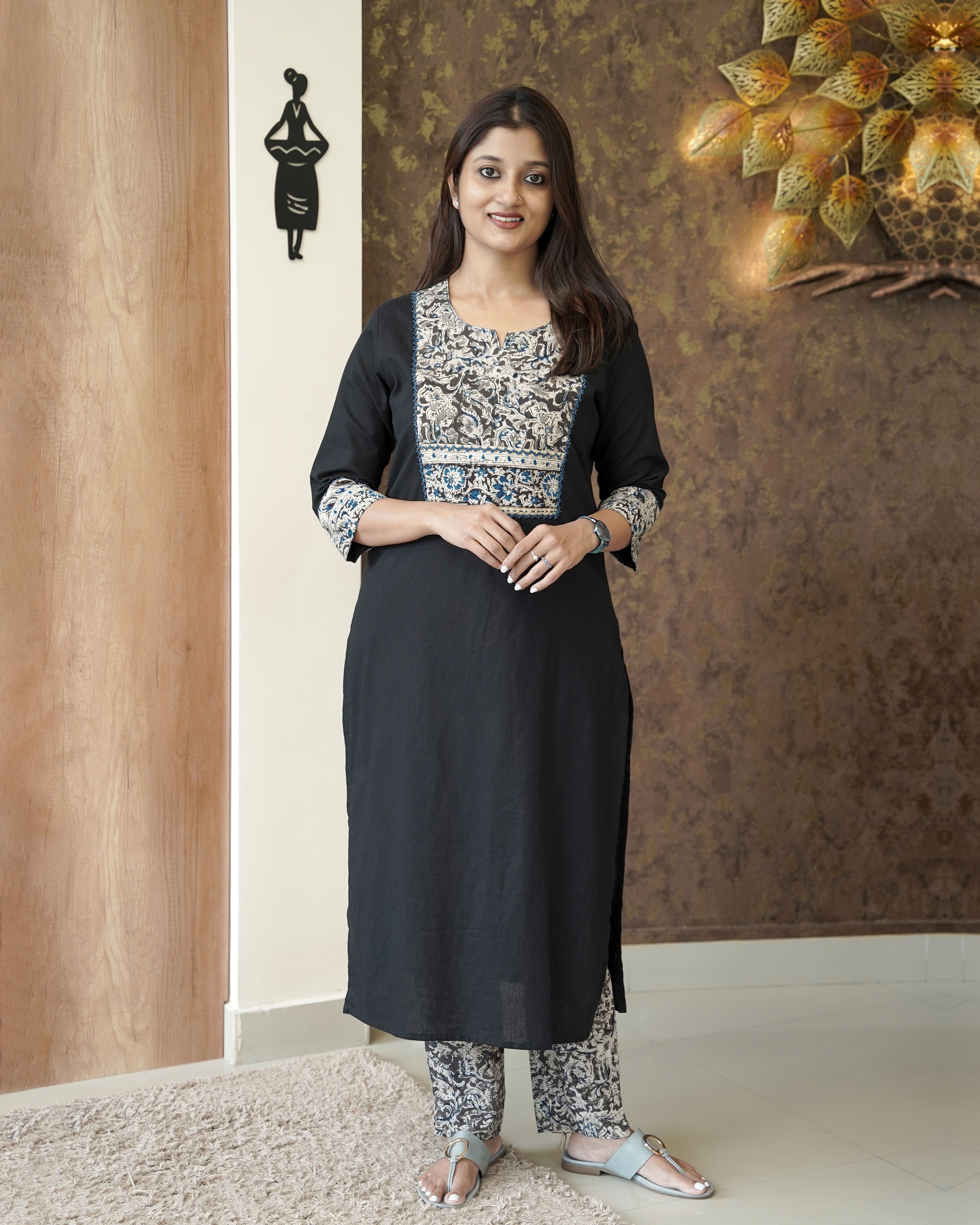 Load image into Gallery viewer, Pure Cotton Slitted Kurti Set-0453
