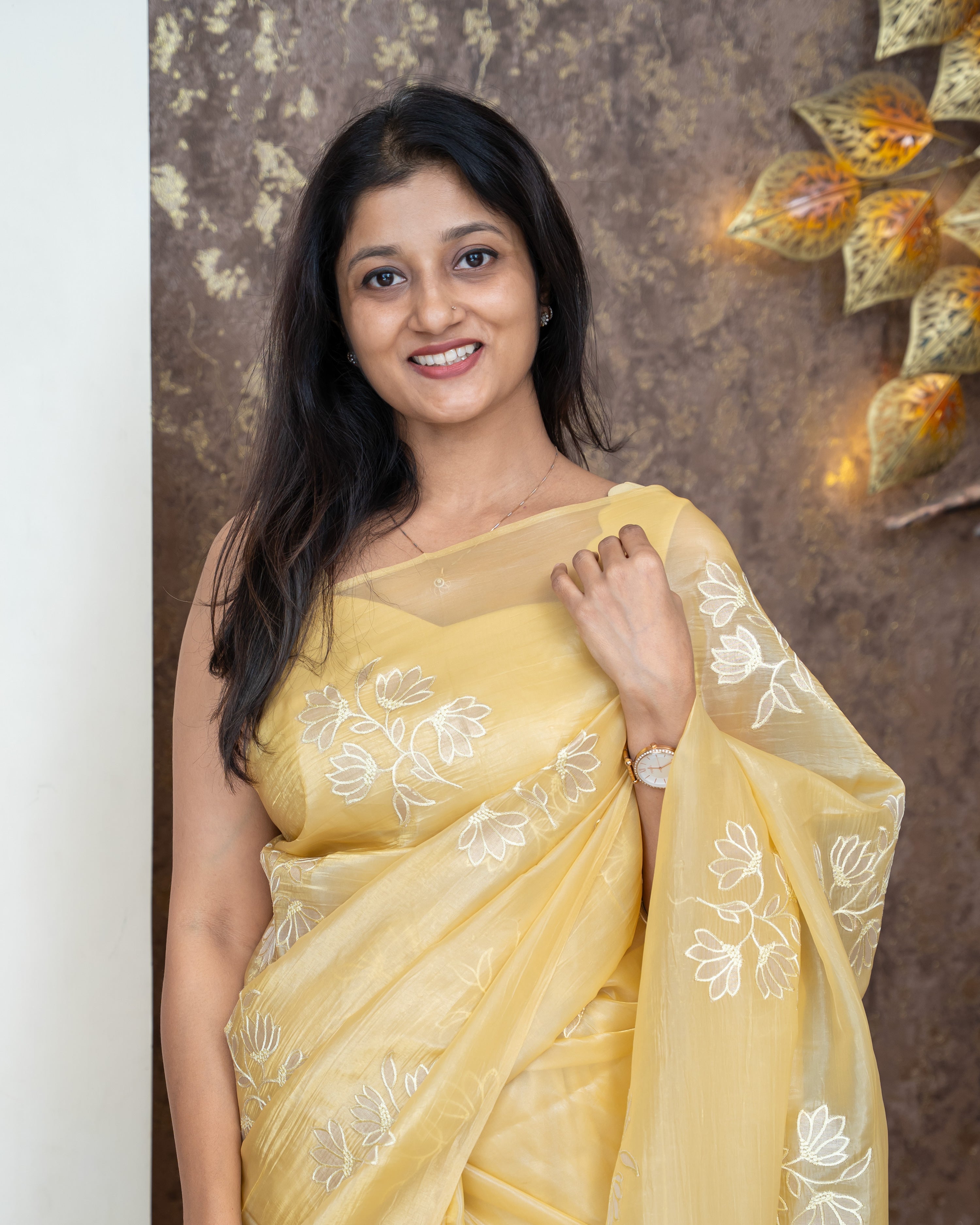 Load image into Gallery viewer, Crushed Glass Organza Saree-5301
