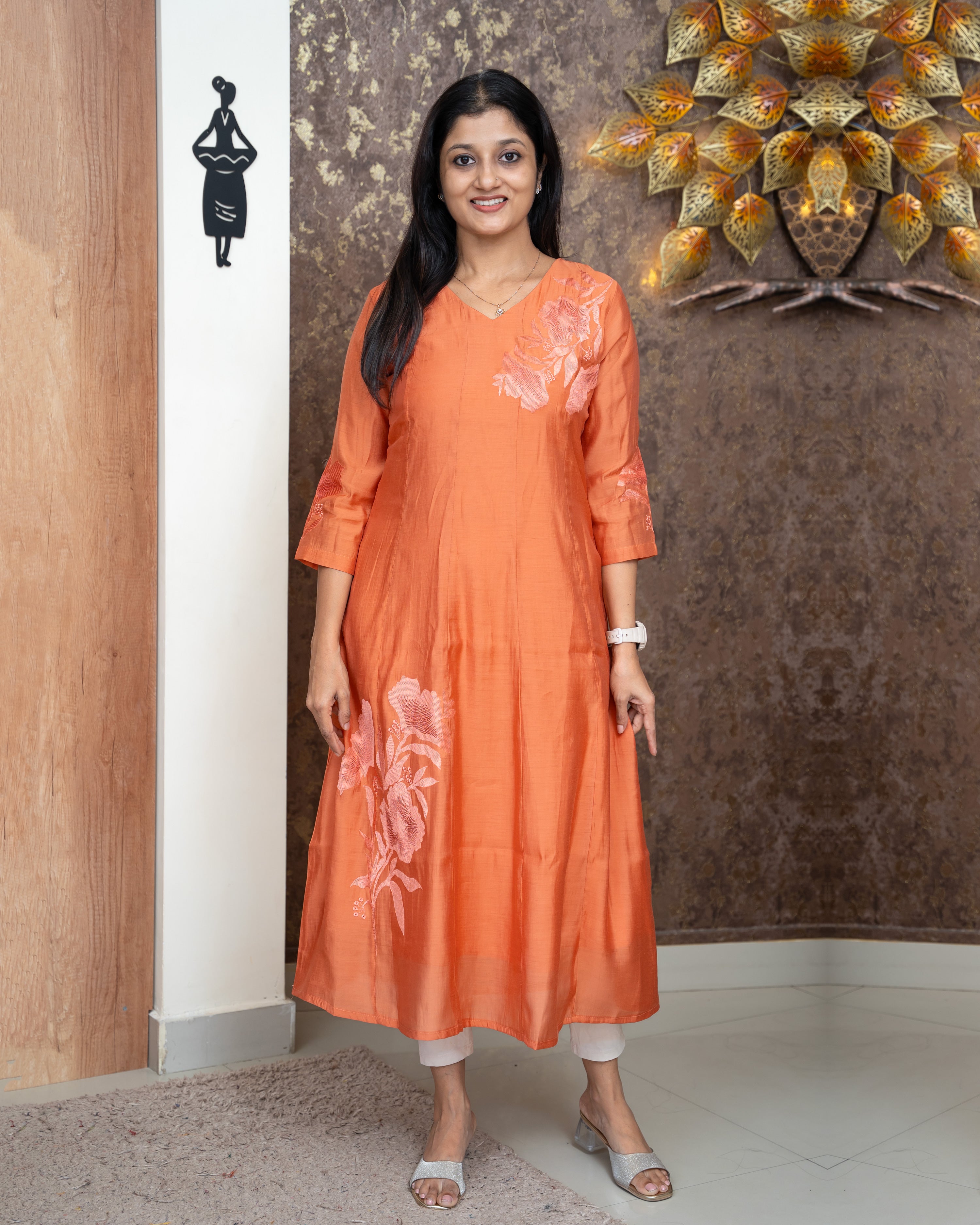 Load image into Gallery viewer, Mul Chanderi Kurti-5345
