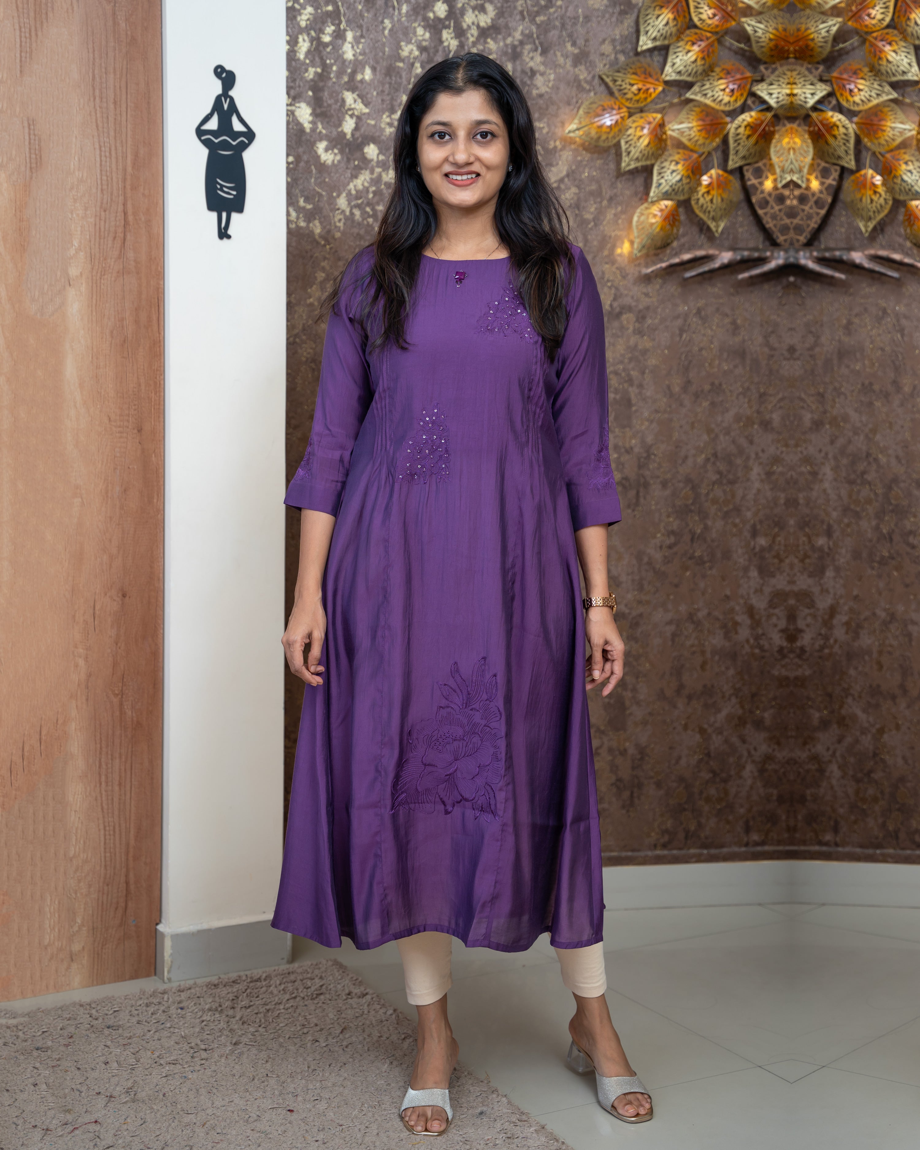 Load image into Gallery viewer, Mul Chanderi Kurti-5336
