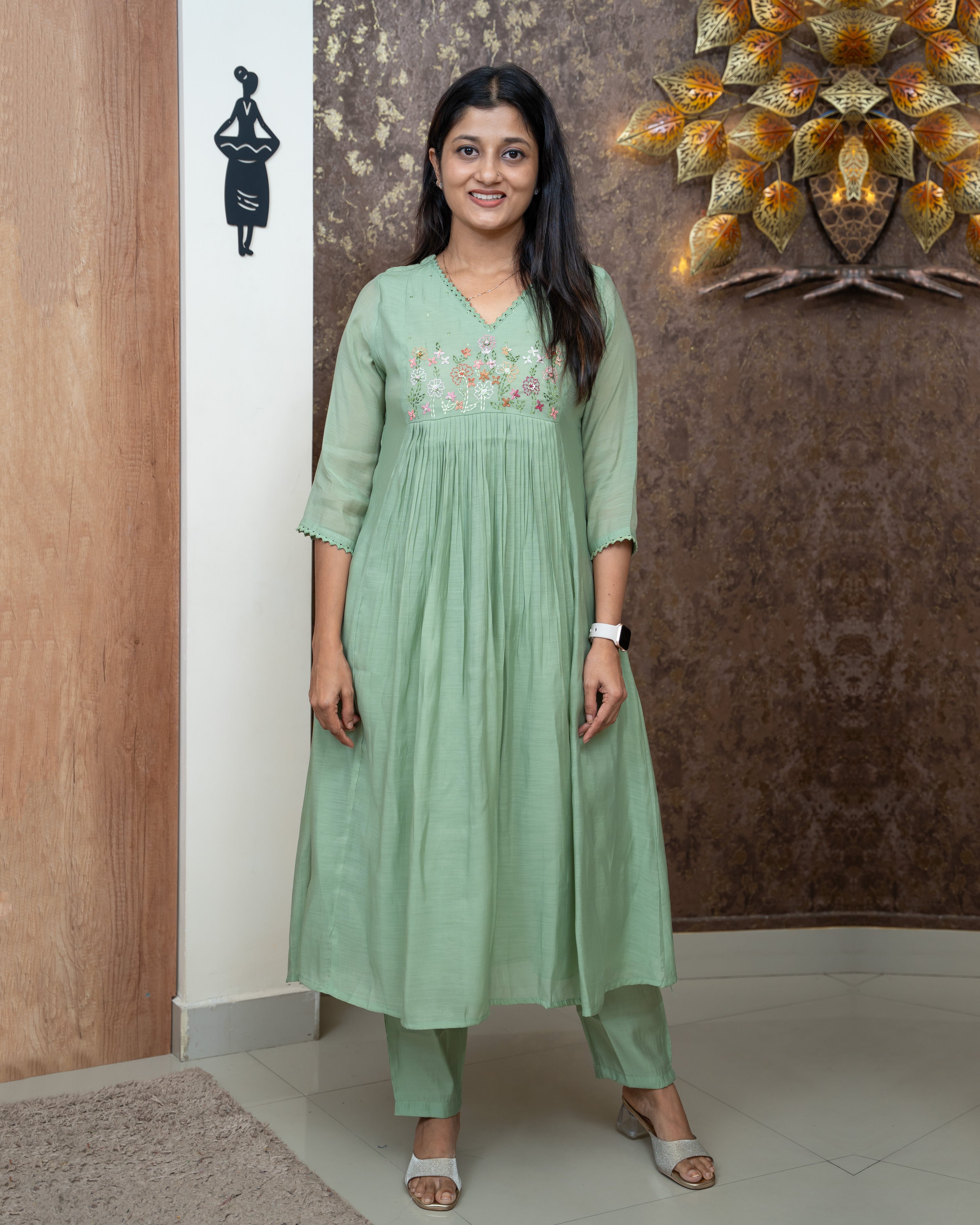 Load image into Gallery viewer, Mul Chanderi Kurti Set-5425
