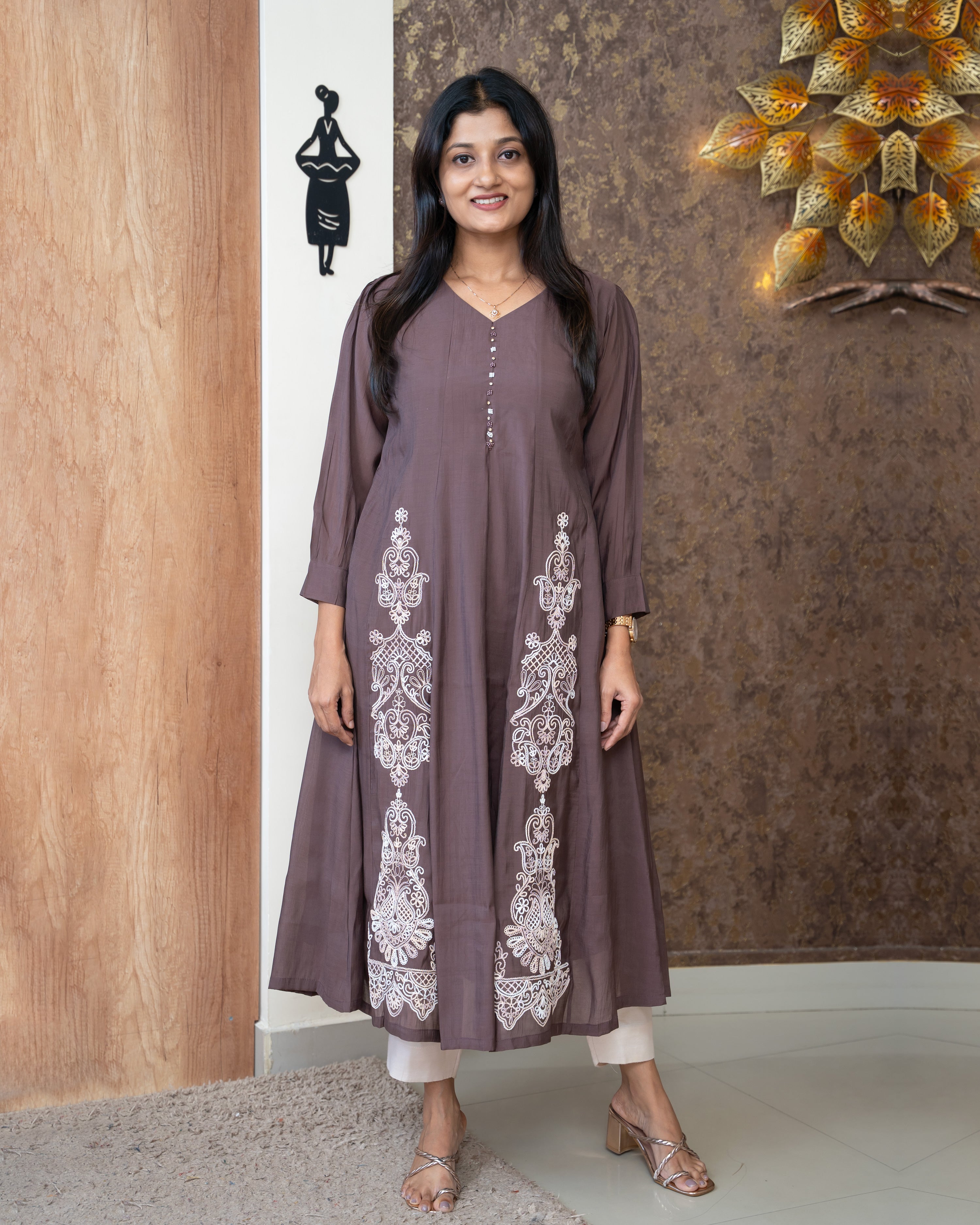 Load image into Gallery viewer, Mul Chanderi Kurti-5464
