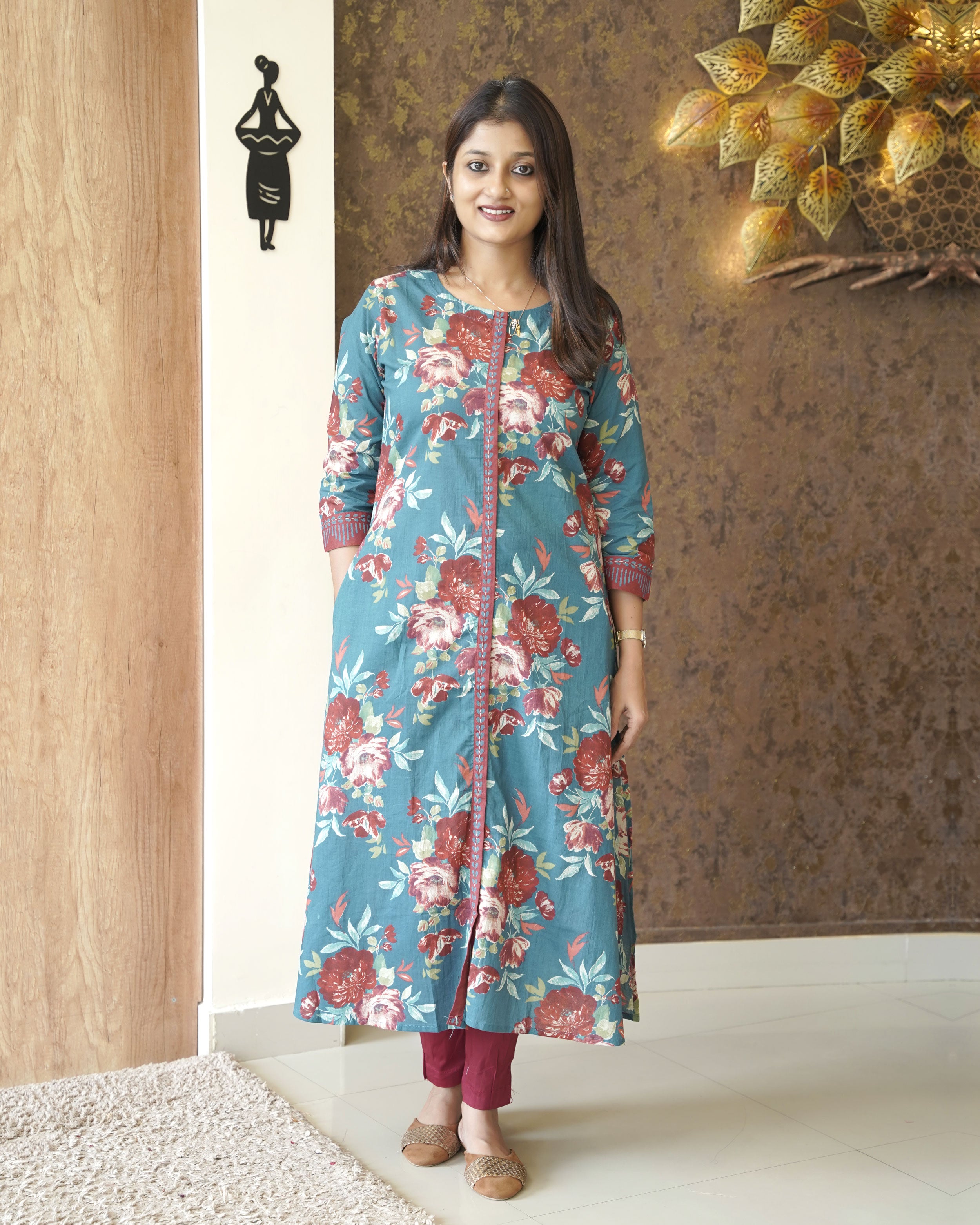 Load image into Gallery viewer, Printed Cotton Kurti-0900
