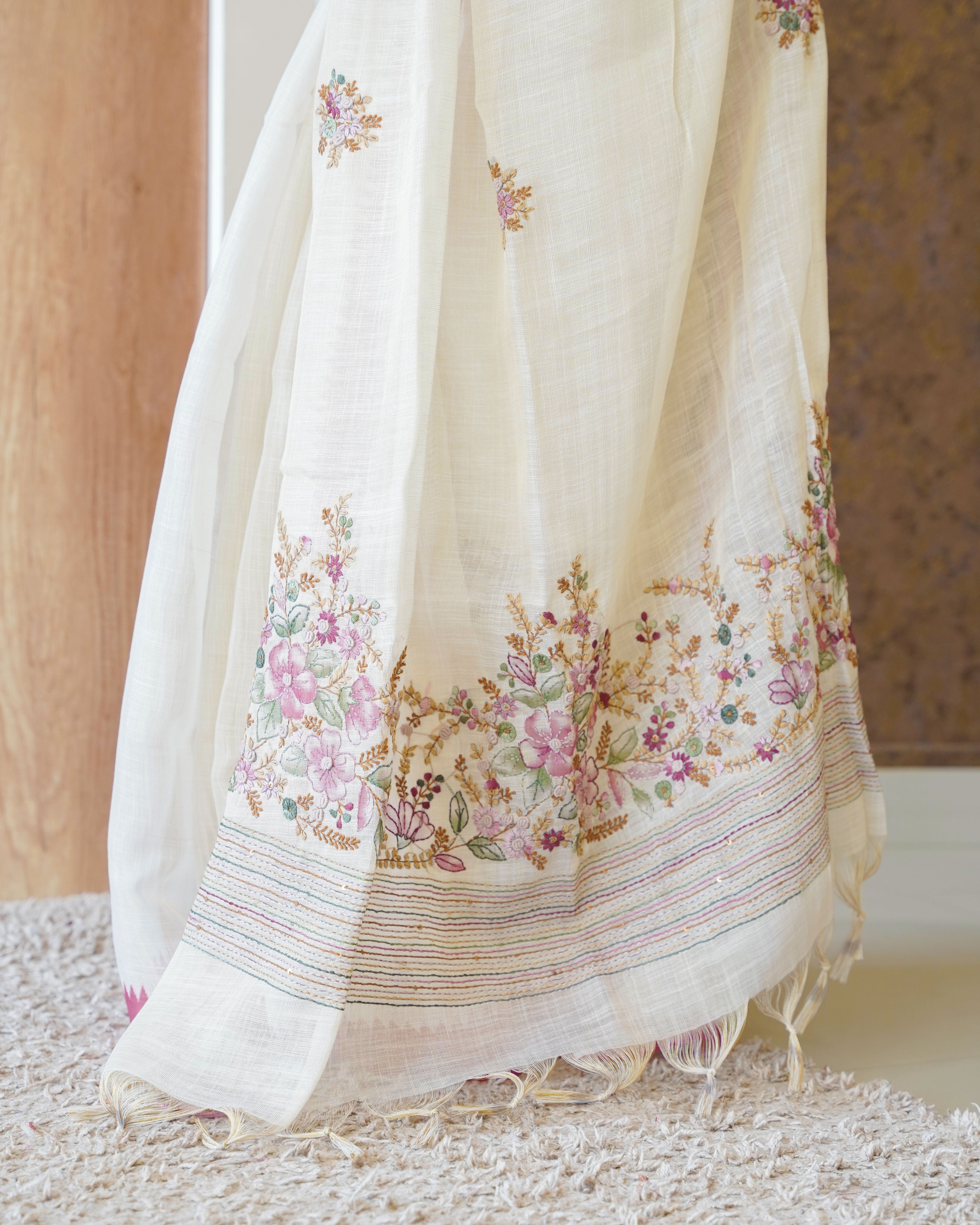 Load image into Gallery viewer, Linen Tissue Saree-0946
