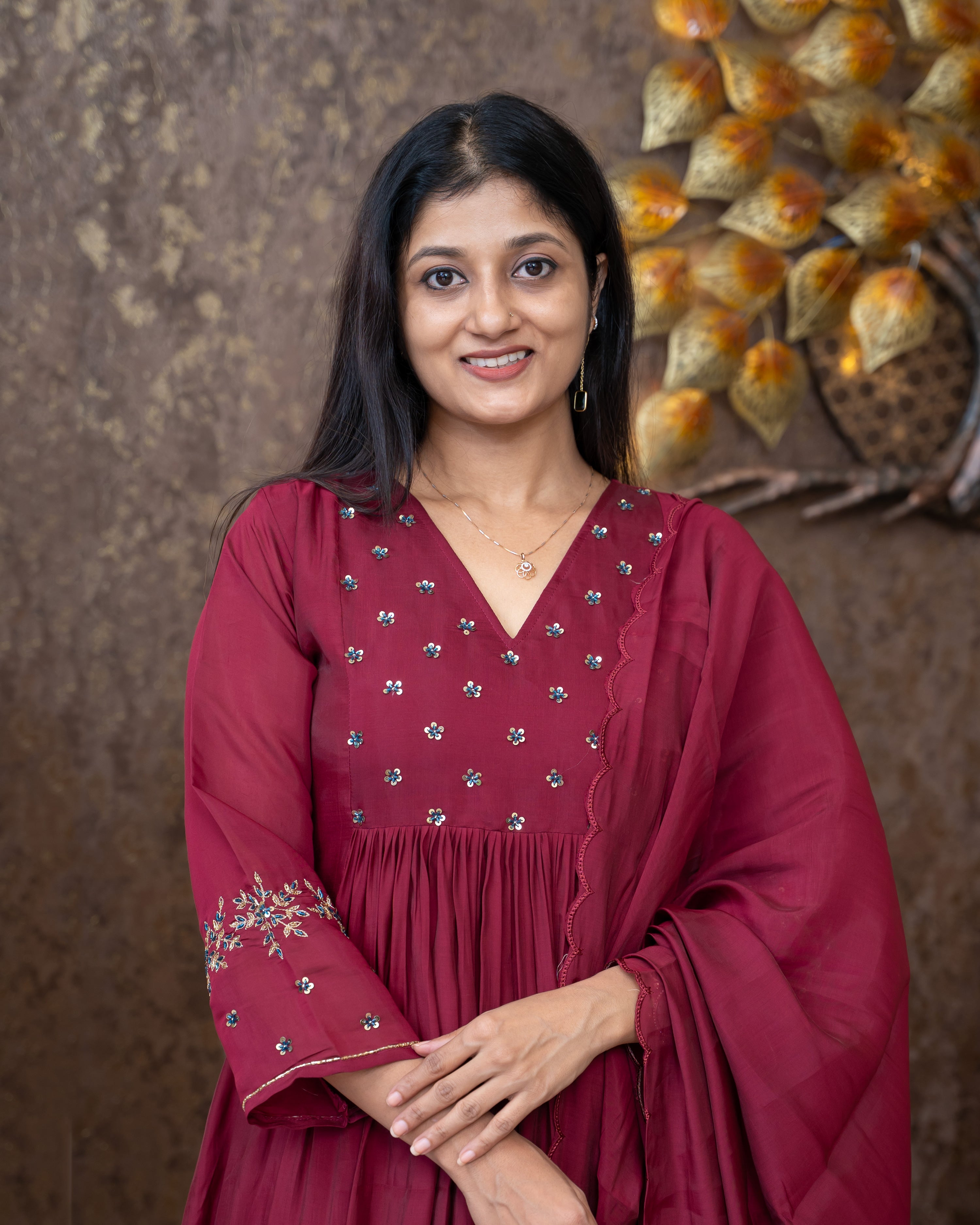 Load image into Gallery viewer, Mul Chanderi Suit-5708
