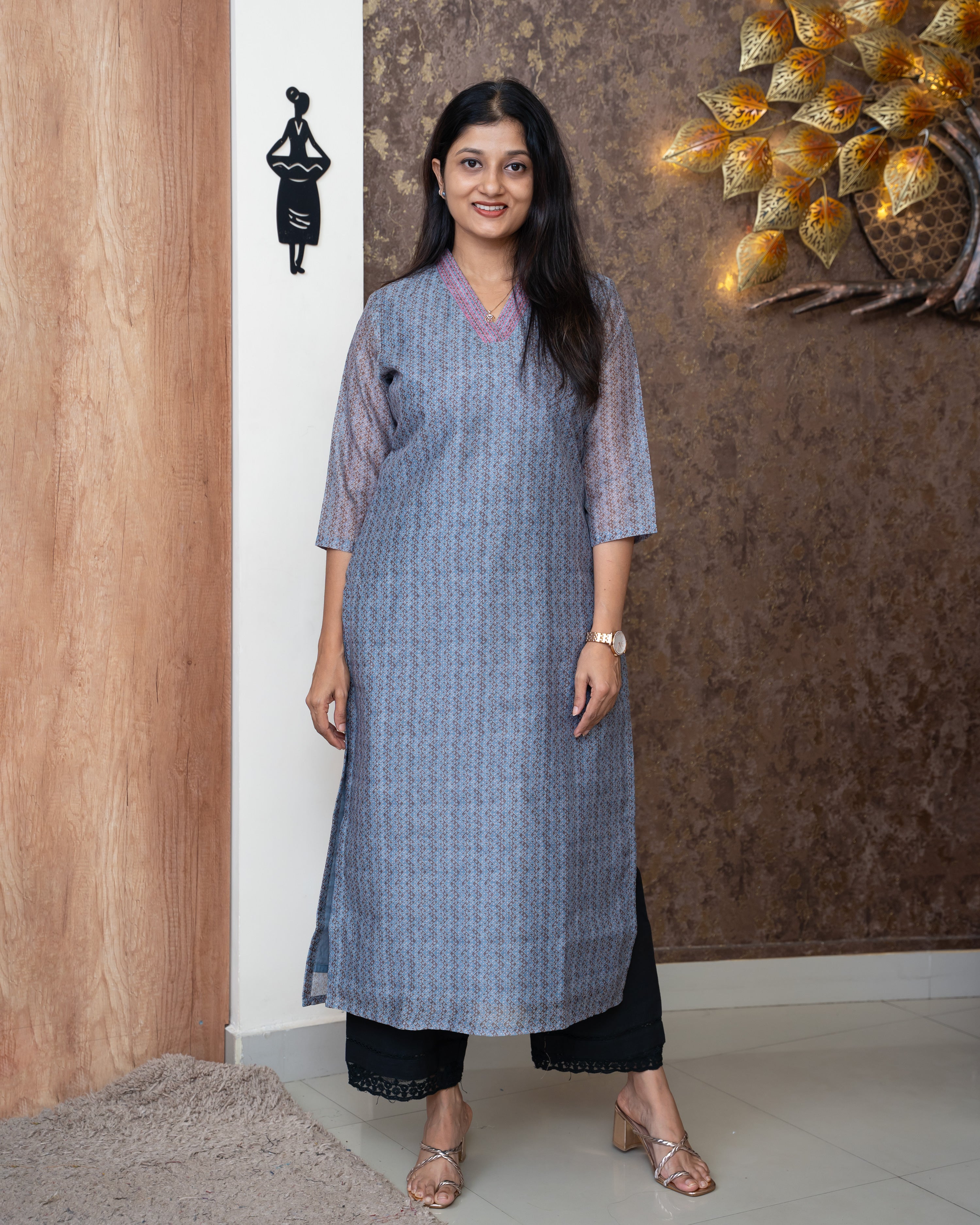 Load image into Gallery viewer, Chanderi silk kurti-892( Pre-order)
